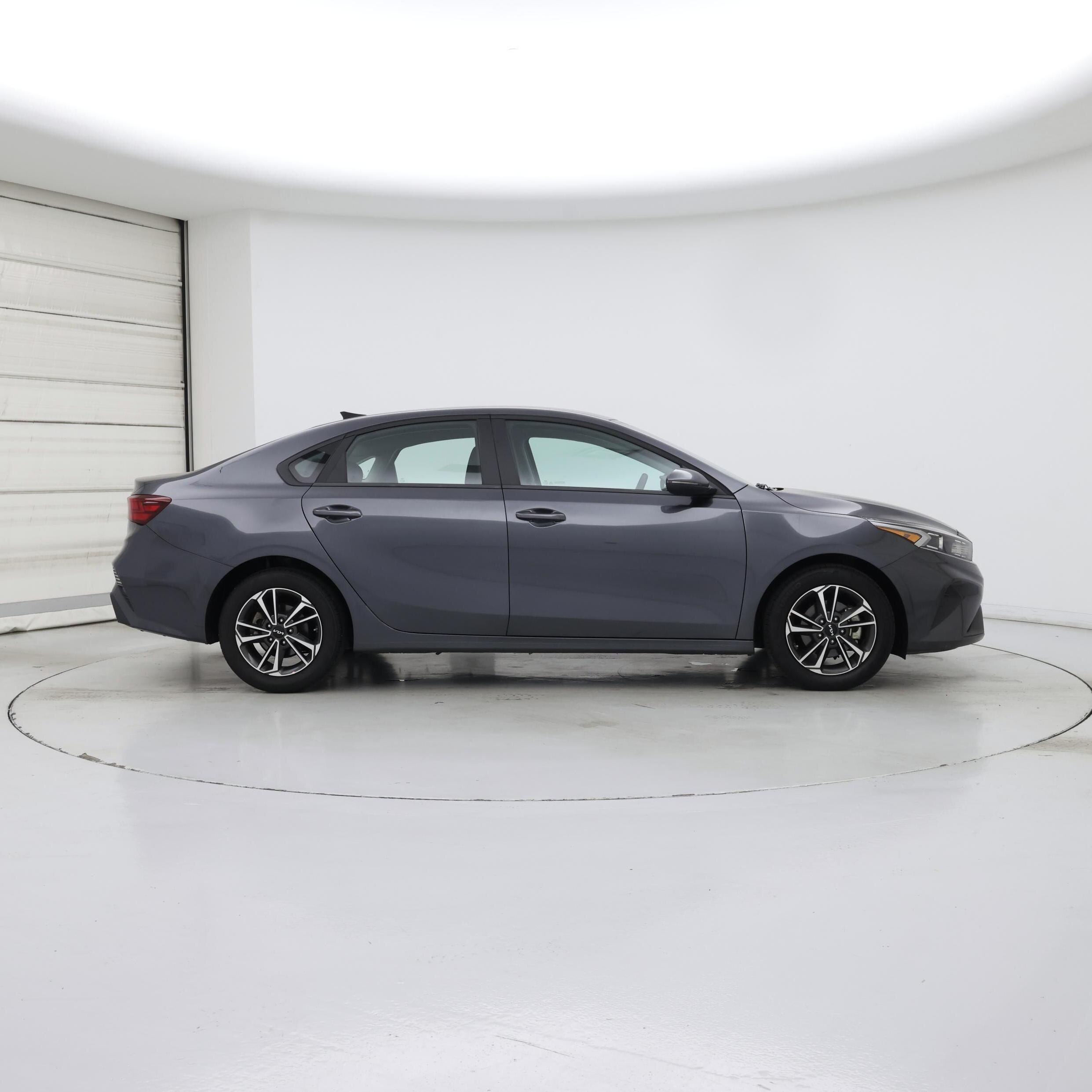 Thumbnail: 2024 Kia Forte - 7