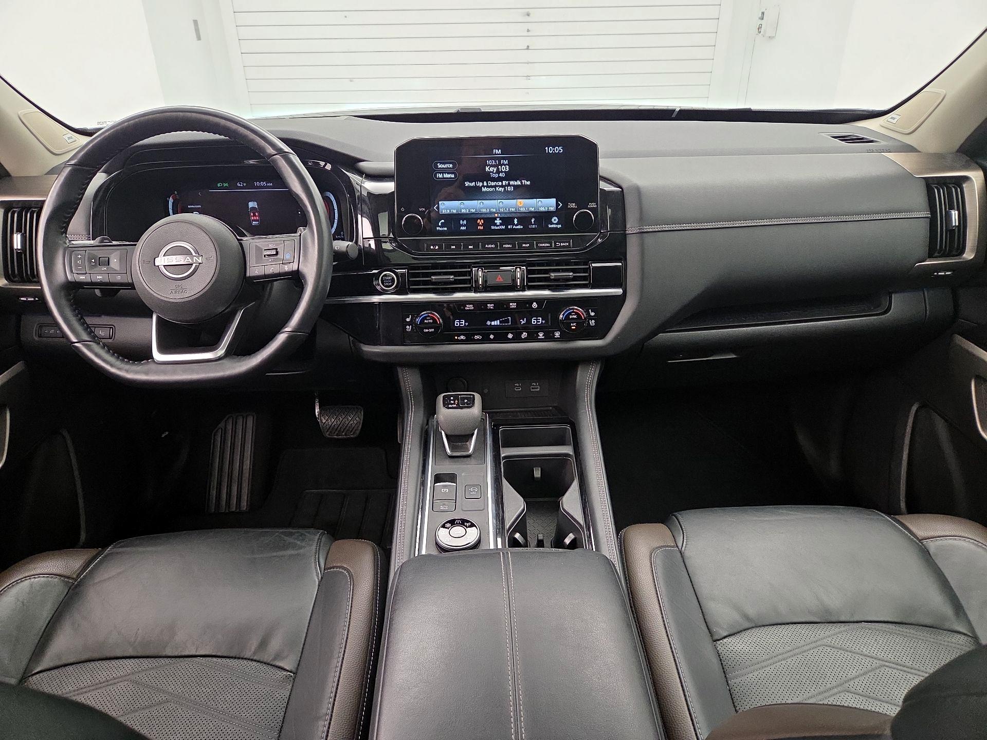 Thumbnail: 2023 Nissan Pathfinder - 9