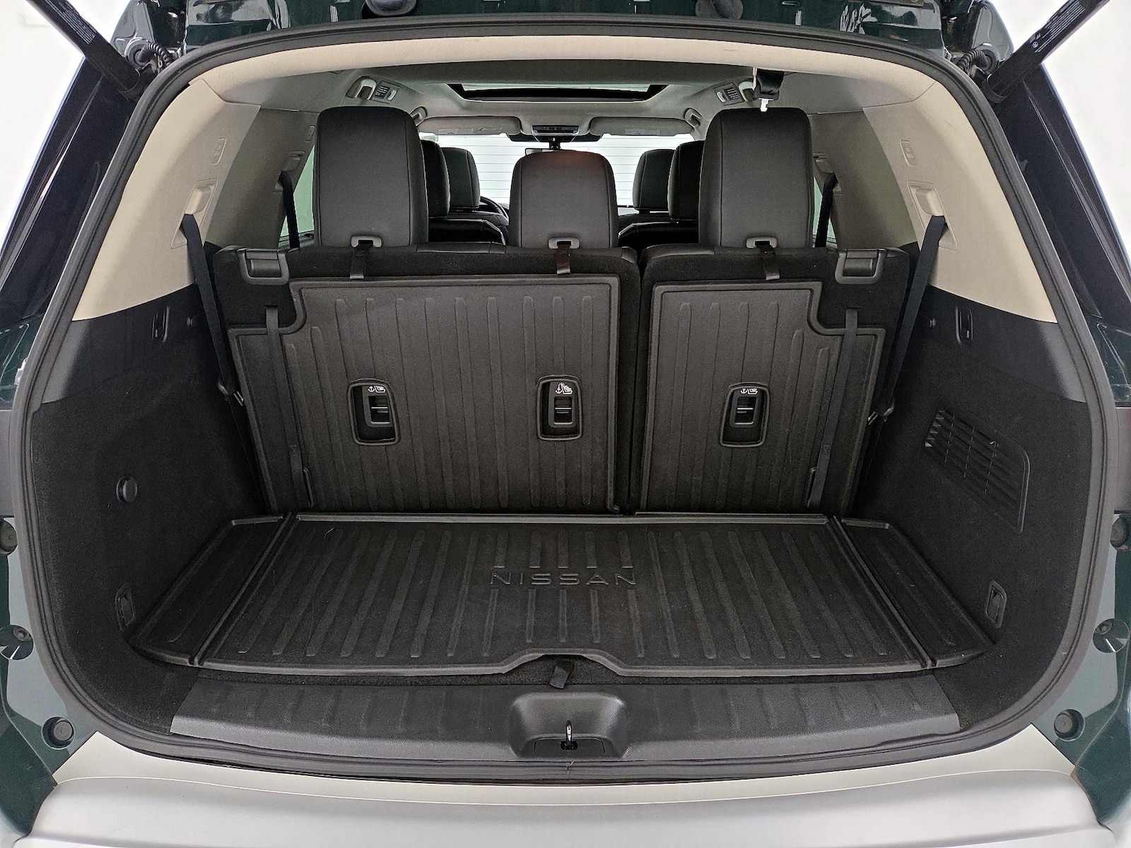 2023 Nissan Pathfinder Platinum - Photo 24
