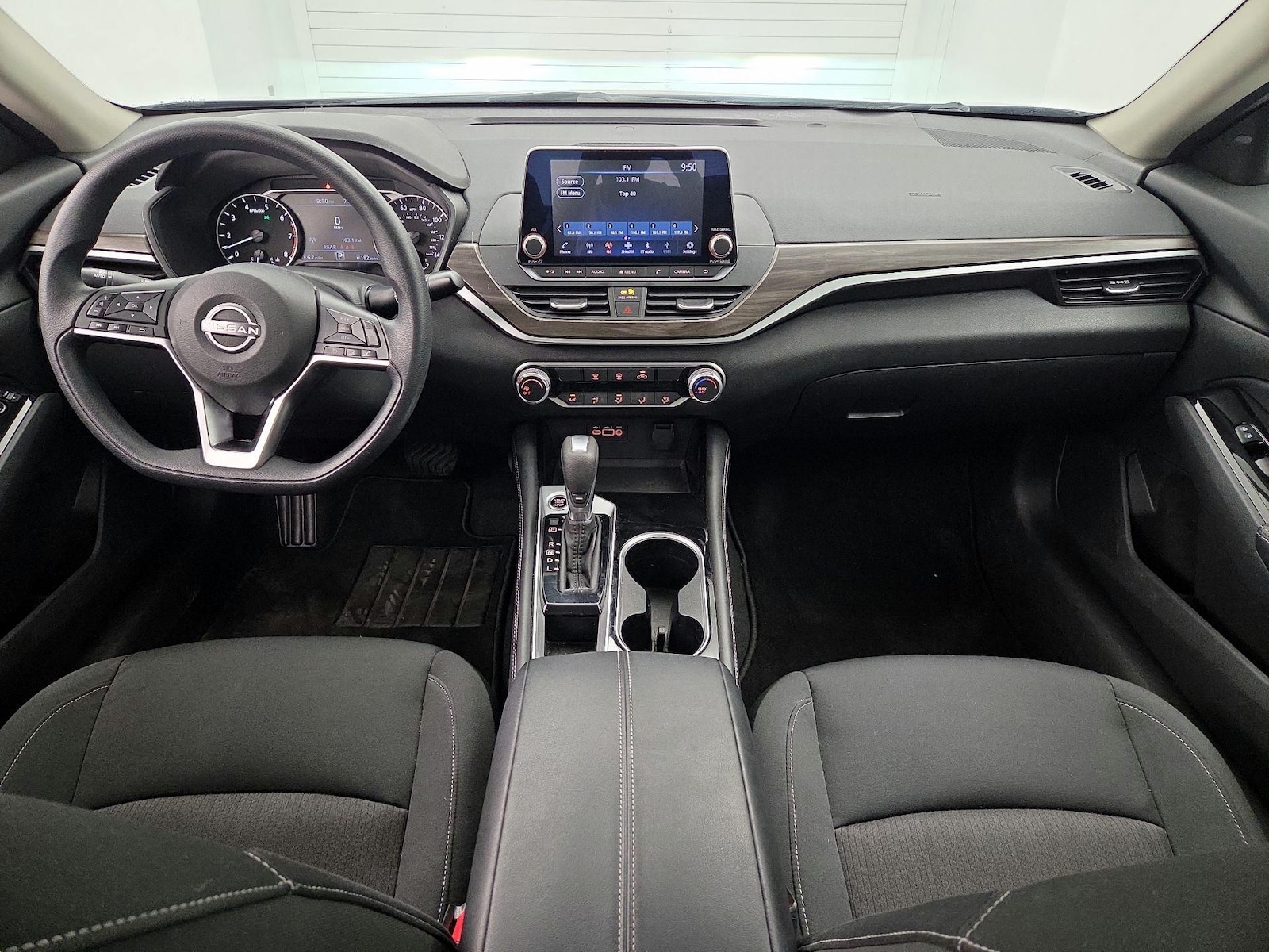 2023 Nissan Altima SV - Photo 10