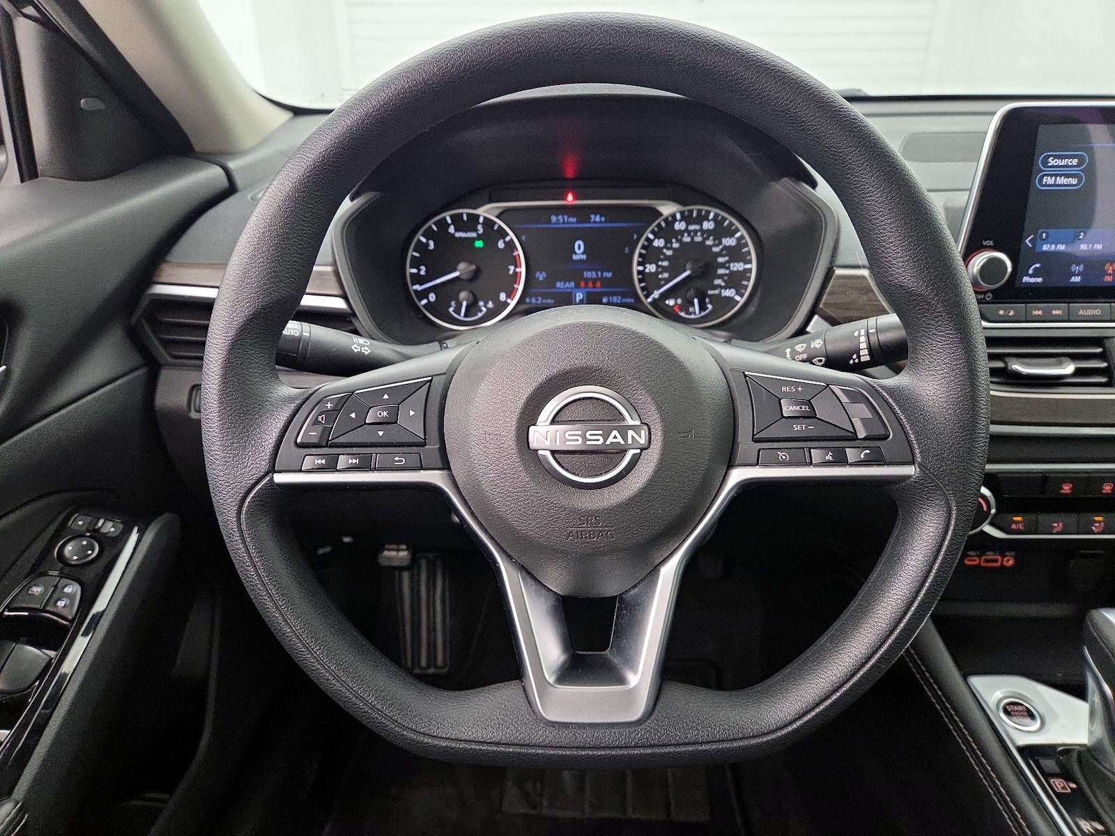 2023 Nissan Altima SV - Photo 11