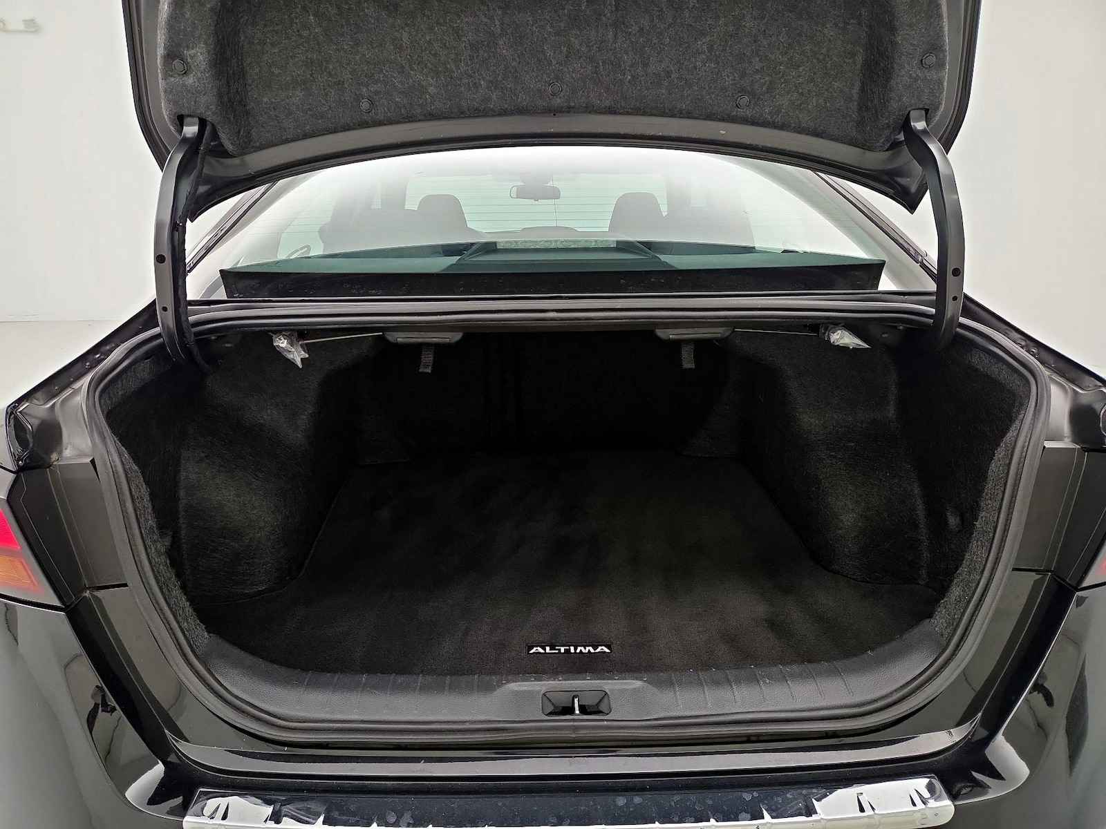 2023 Nissan Altima SV - Photo 21