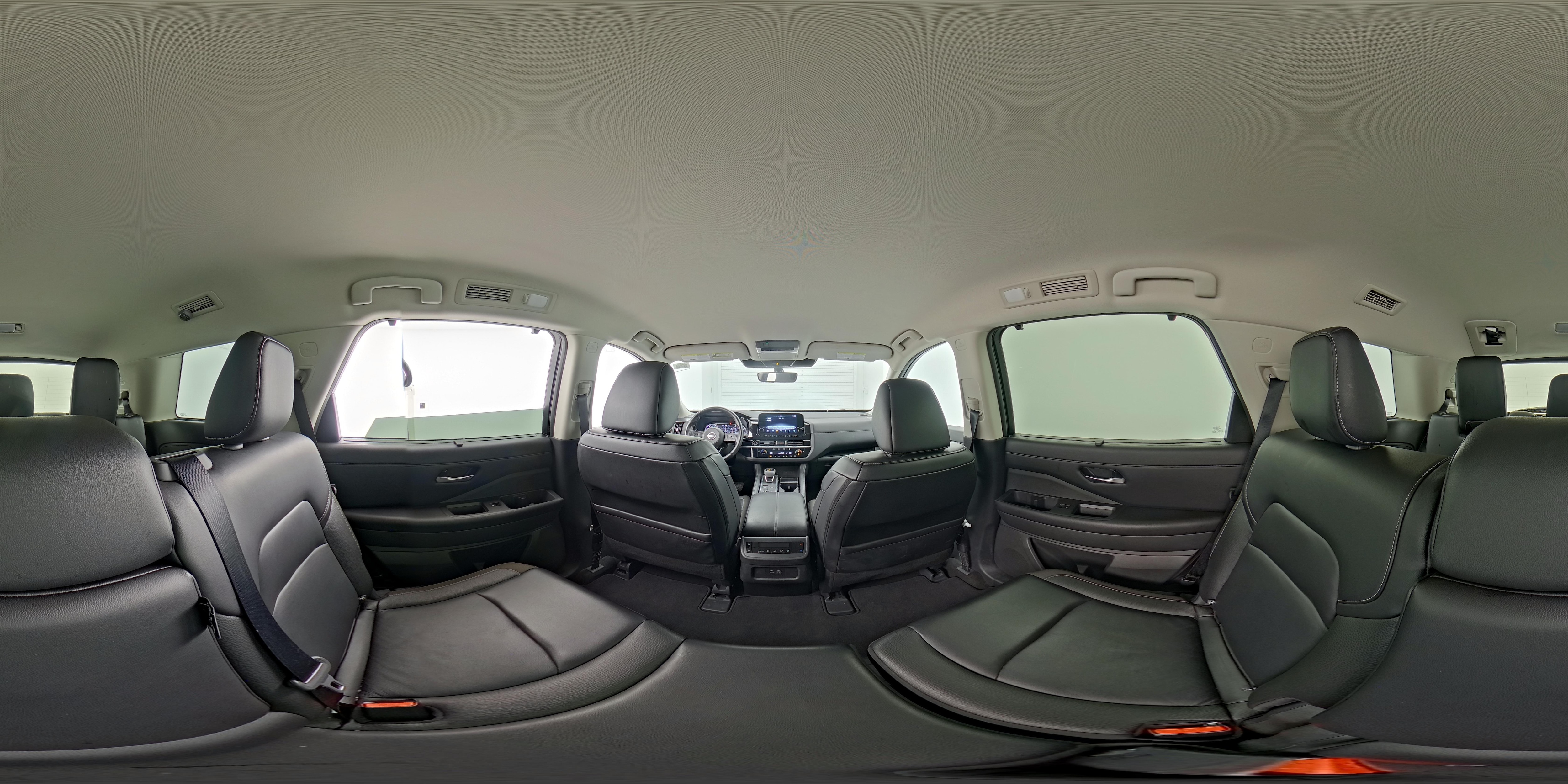 2024 Nissan Pathfinder SL - Photo 28