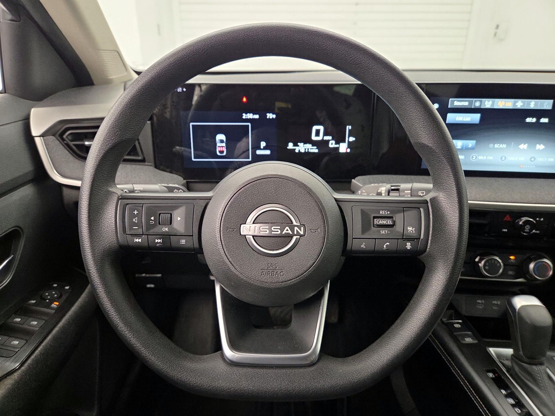 Thumbnail: 2025 Nissan Kicks - 10