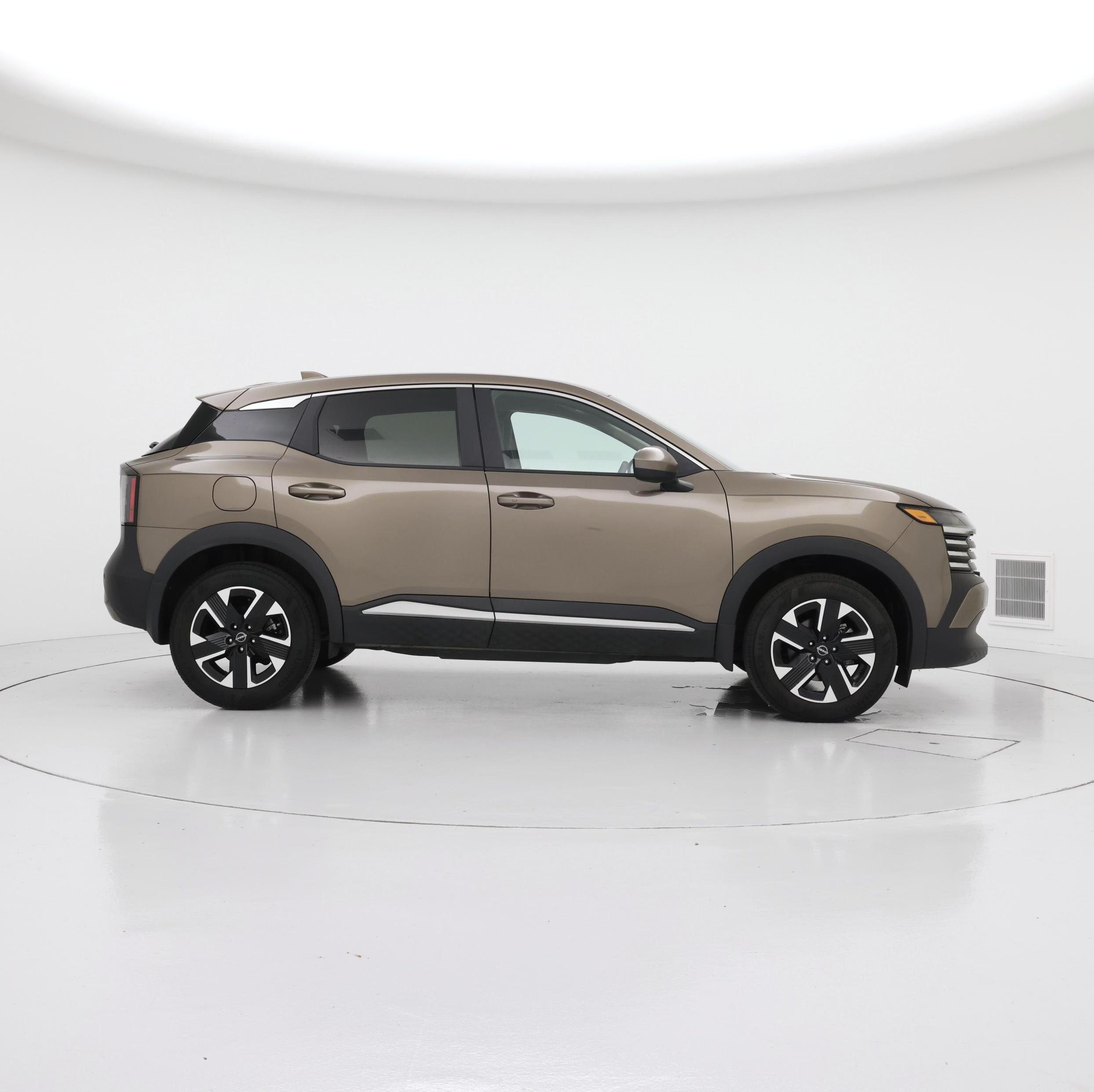 Thumbnail: 2025 Nissan Kicks - 7