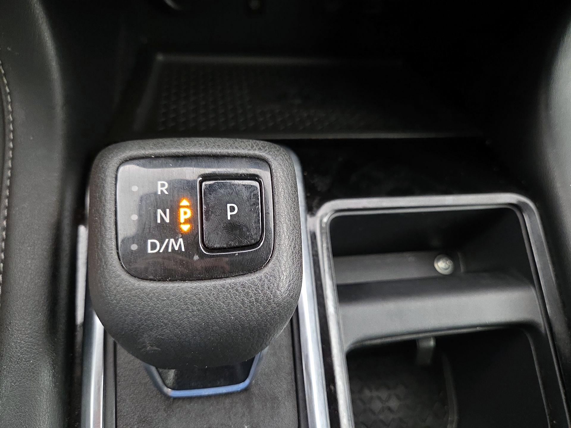 Thumbnail: 2023 Nissan Pathfinder - 17