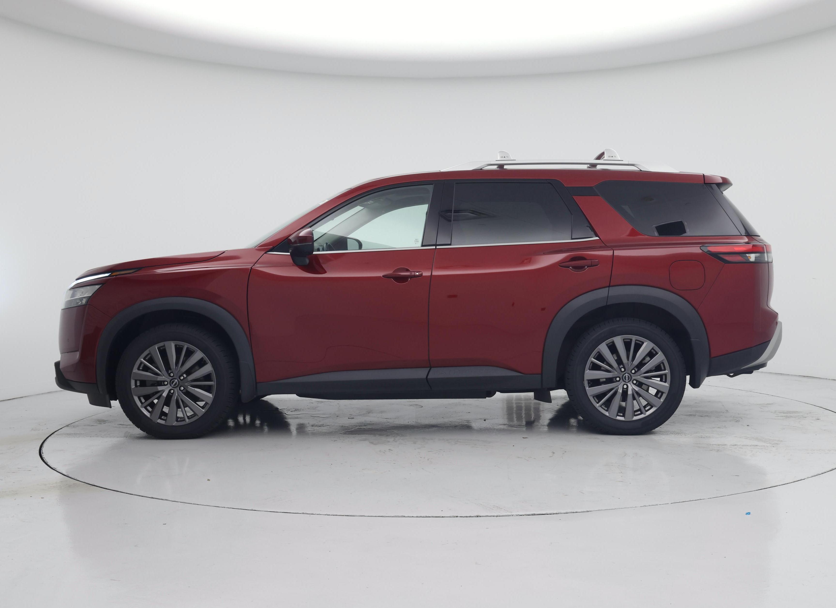 Thumbnail: 2023 Nissan Pathfinder - 3