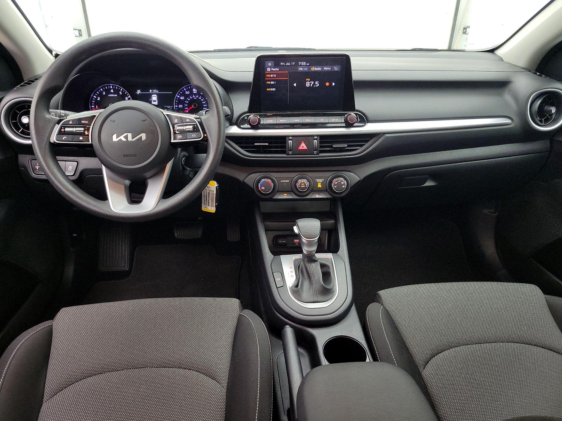 Thumbnail: 2024 Kia Forte - 9