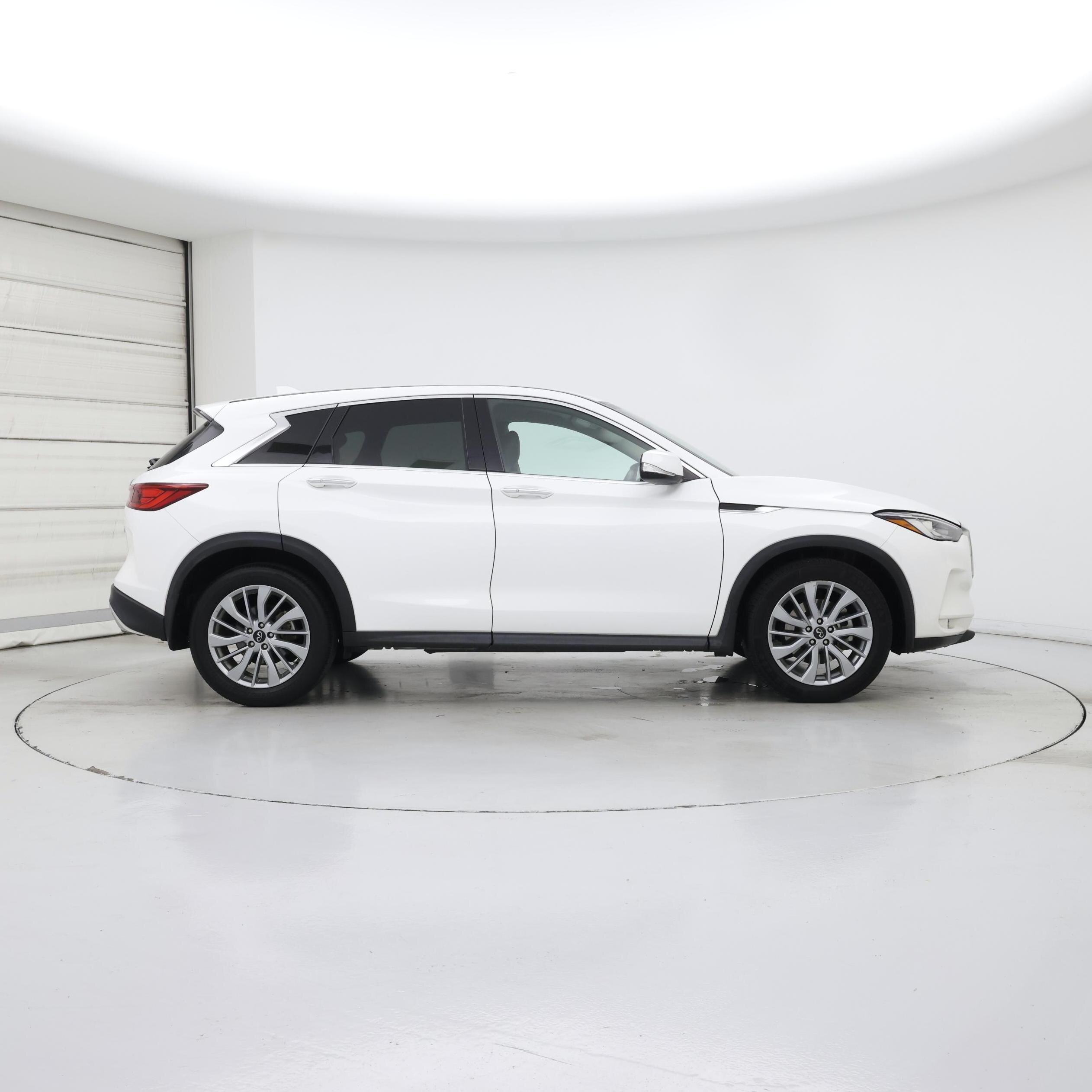 Thumbnail: 2023 INFINITI QX50 - 7