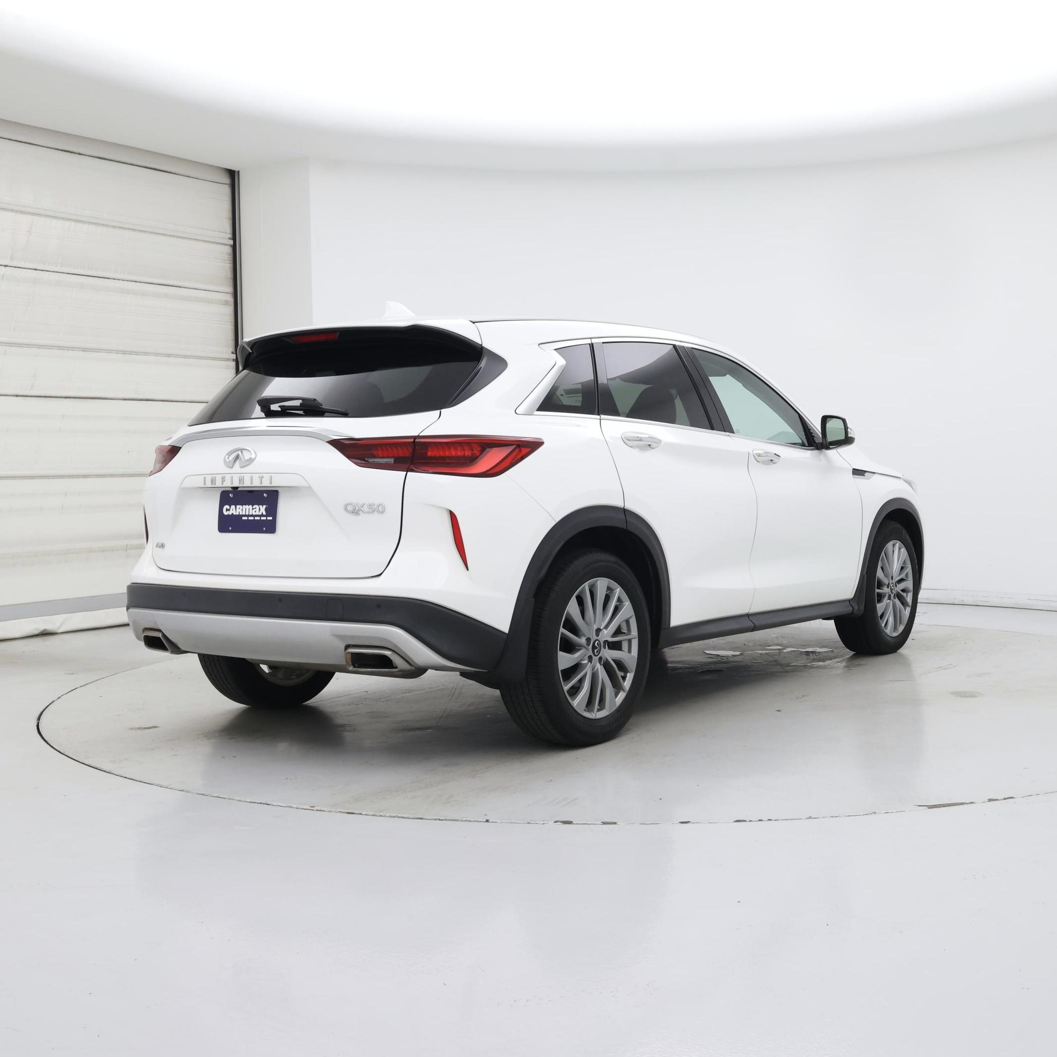 Thumbnail: 2023 INFINITI QX50 - 8