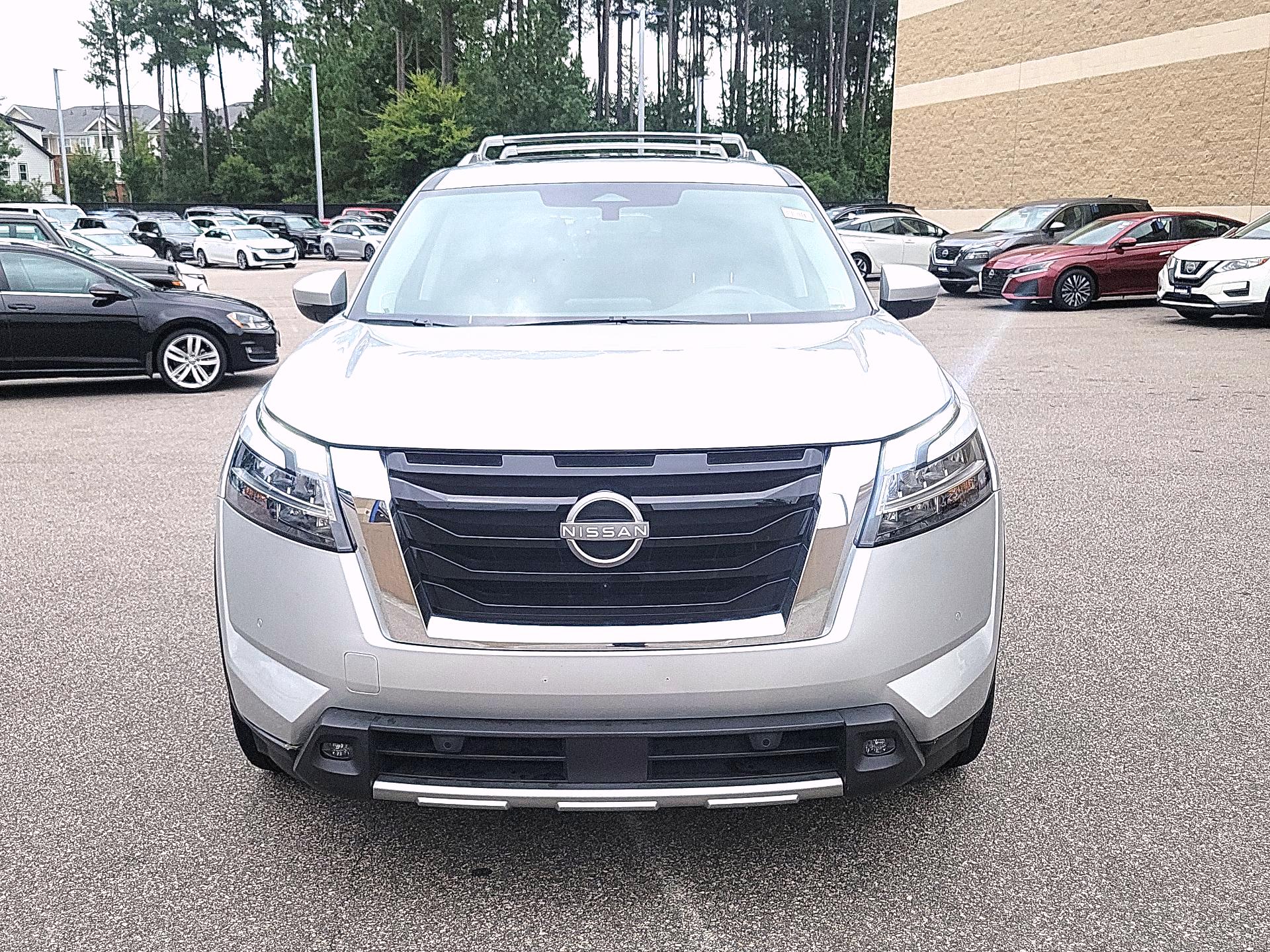 Thumbnail: 2023 Nissan Pathfinder - 2