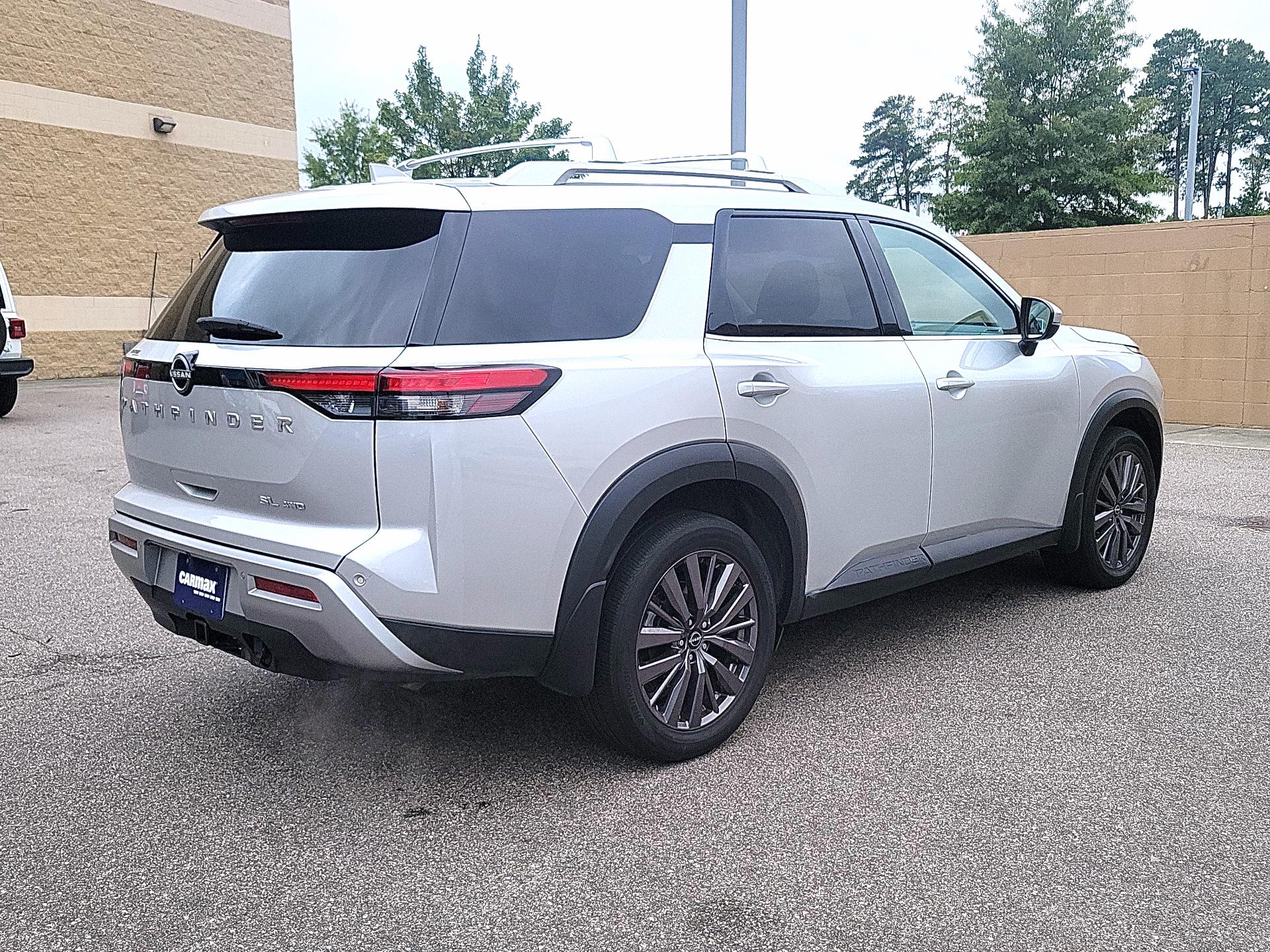 Thumbnail: 2023 Nissan Pathfinder - 5