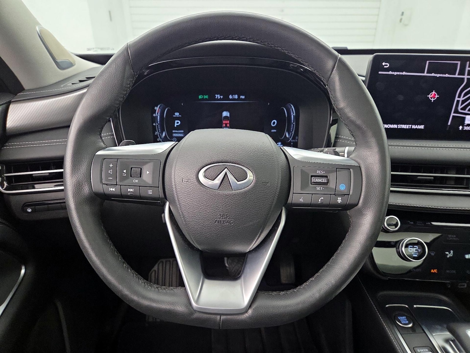 2023 INFINITI QX60 LUXE - Photo 11