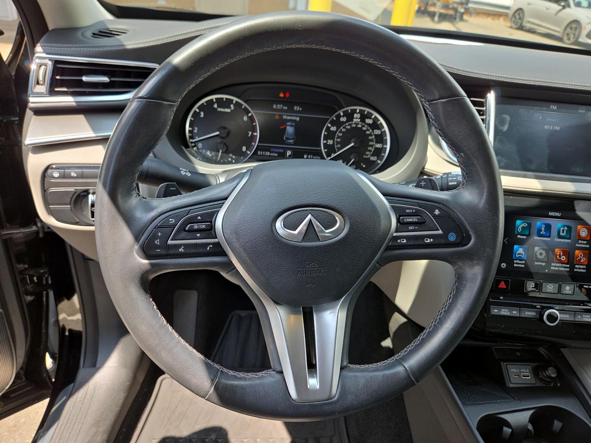 Thumbnail: 2023 INFINITI QX50 - 10