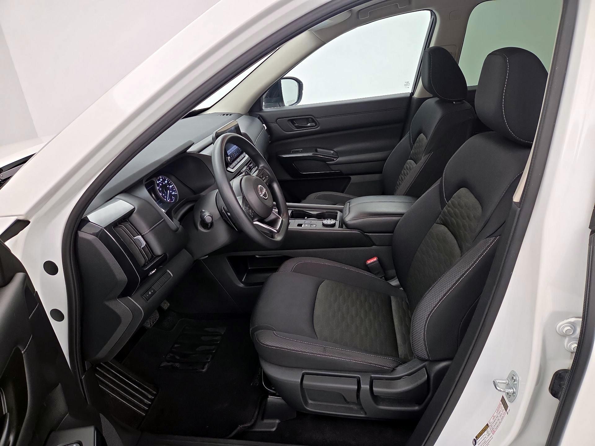 Thumbnail: 2024 Nissan Pathfinder - 11