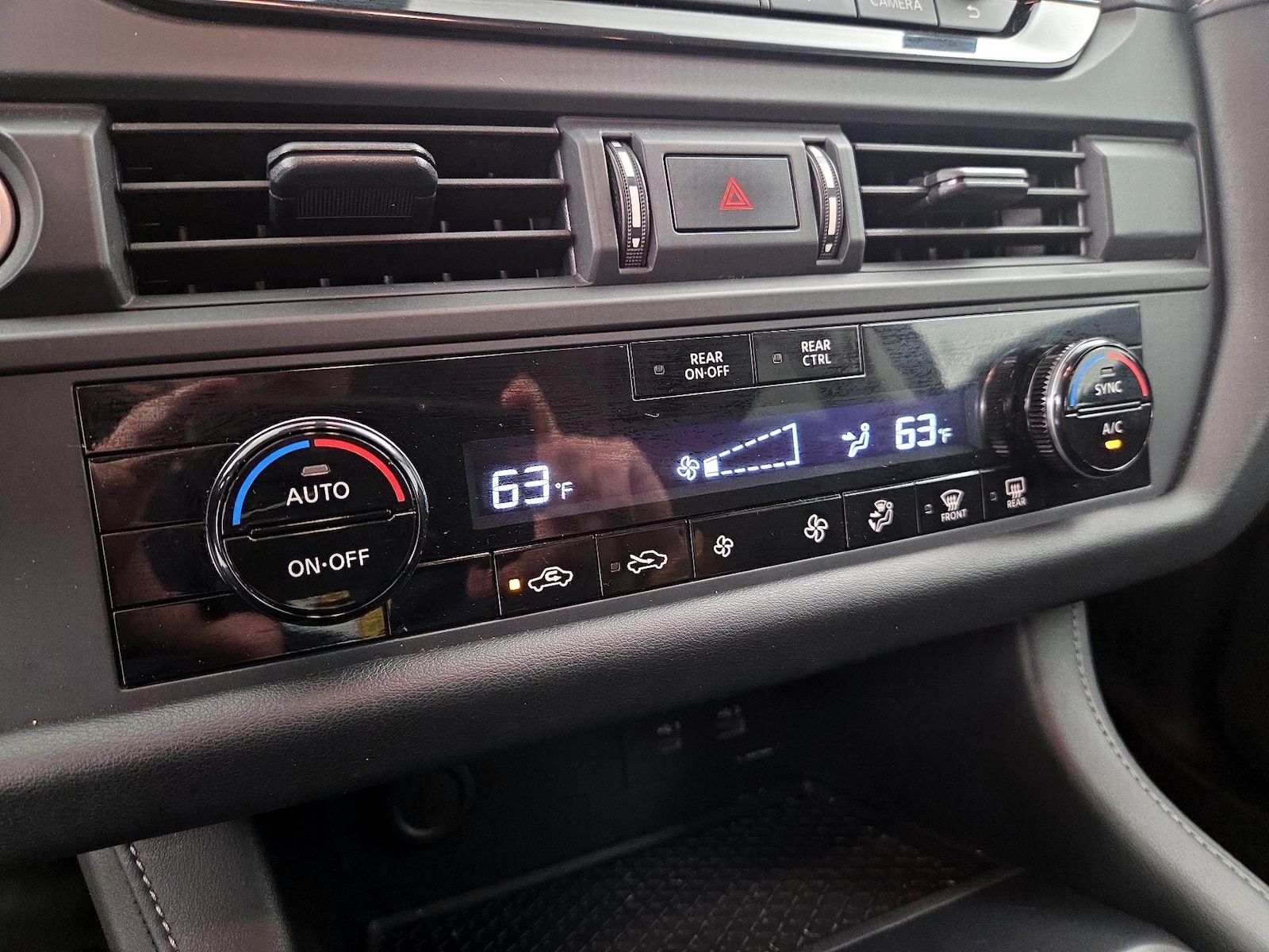2024 Nissan Pathfinder S - Photo 17