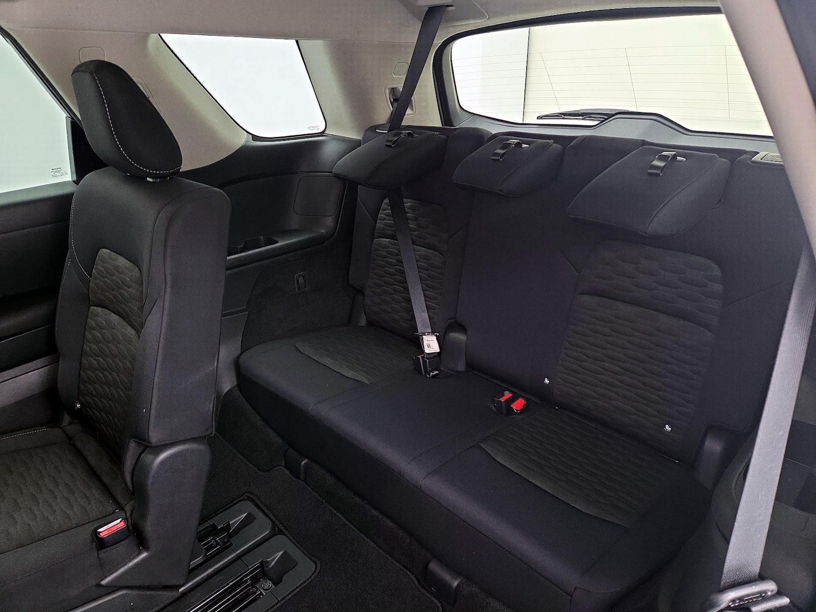 2024 Nissan Pathfinder S - Photo 21