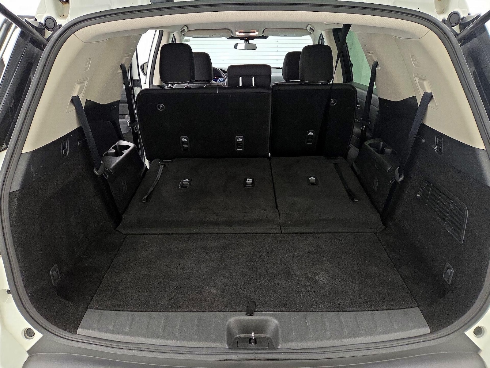 2024 Nissan Pathfinder S - Photo 23