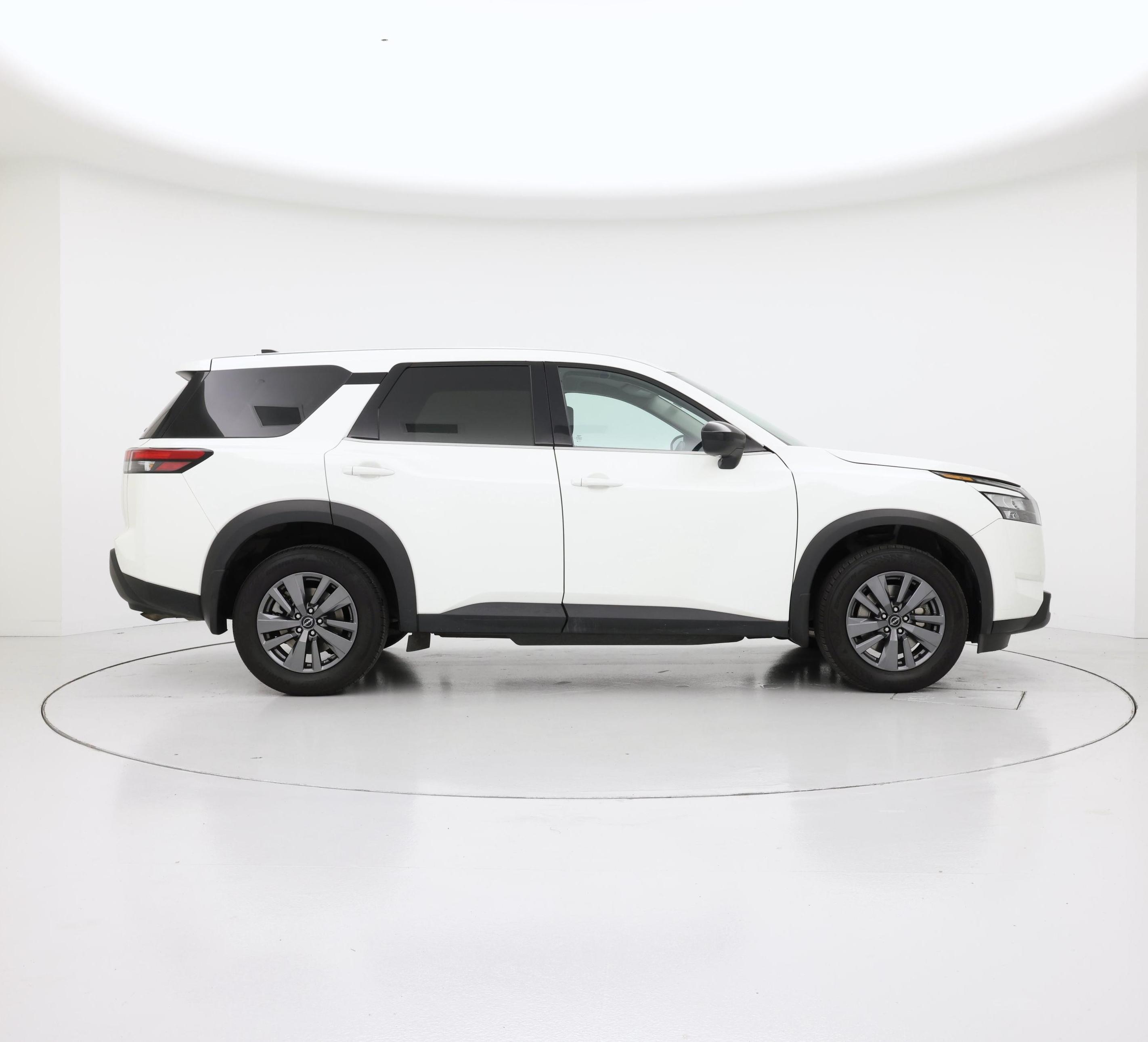Thumbnail: 2024 Nissan Pathfinder - 7