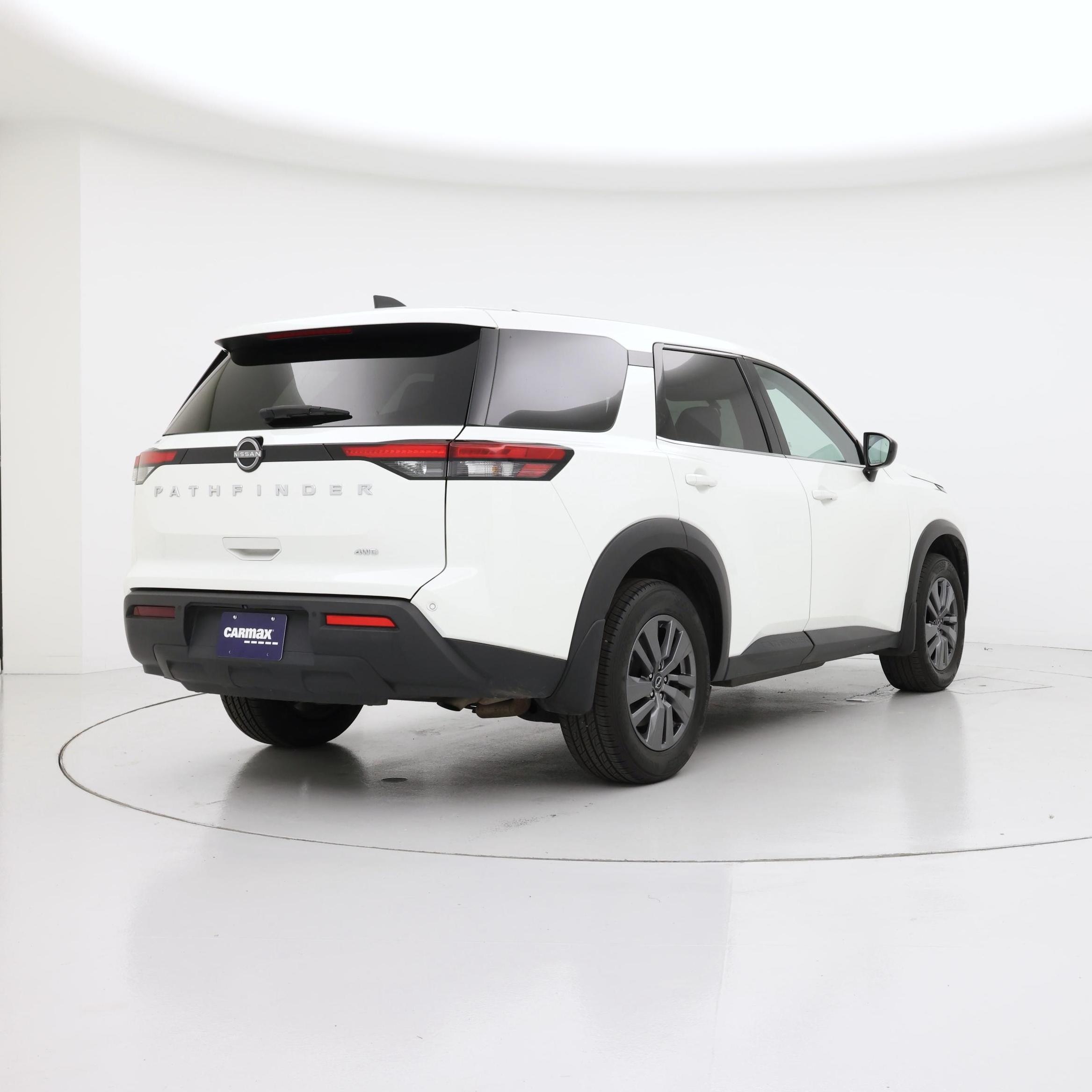 Thumbnail: 2024 Nissan Pathfinder - 8