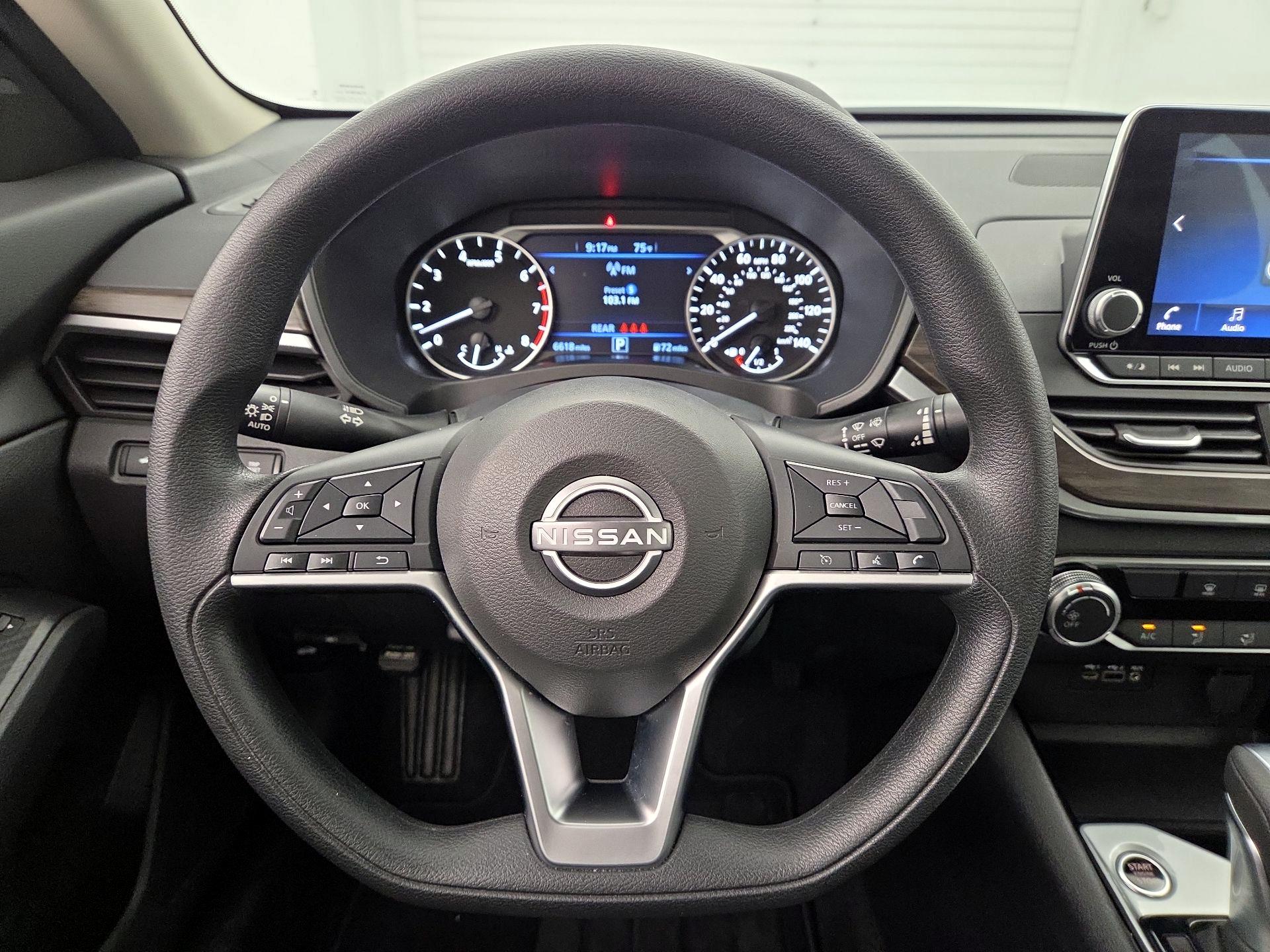Thumbnail: 2024 Nissan Altima - 10