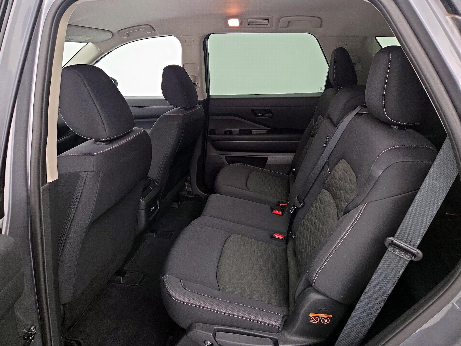 2023 Nissan Pathfinder S - Photo 20