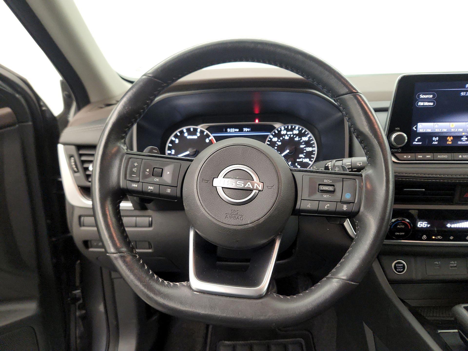 Thumbnail: 2023 Nissan Rogue - 10