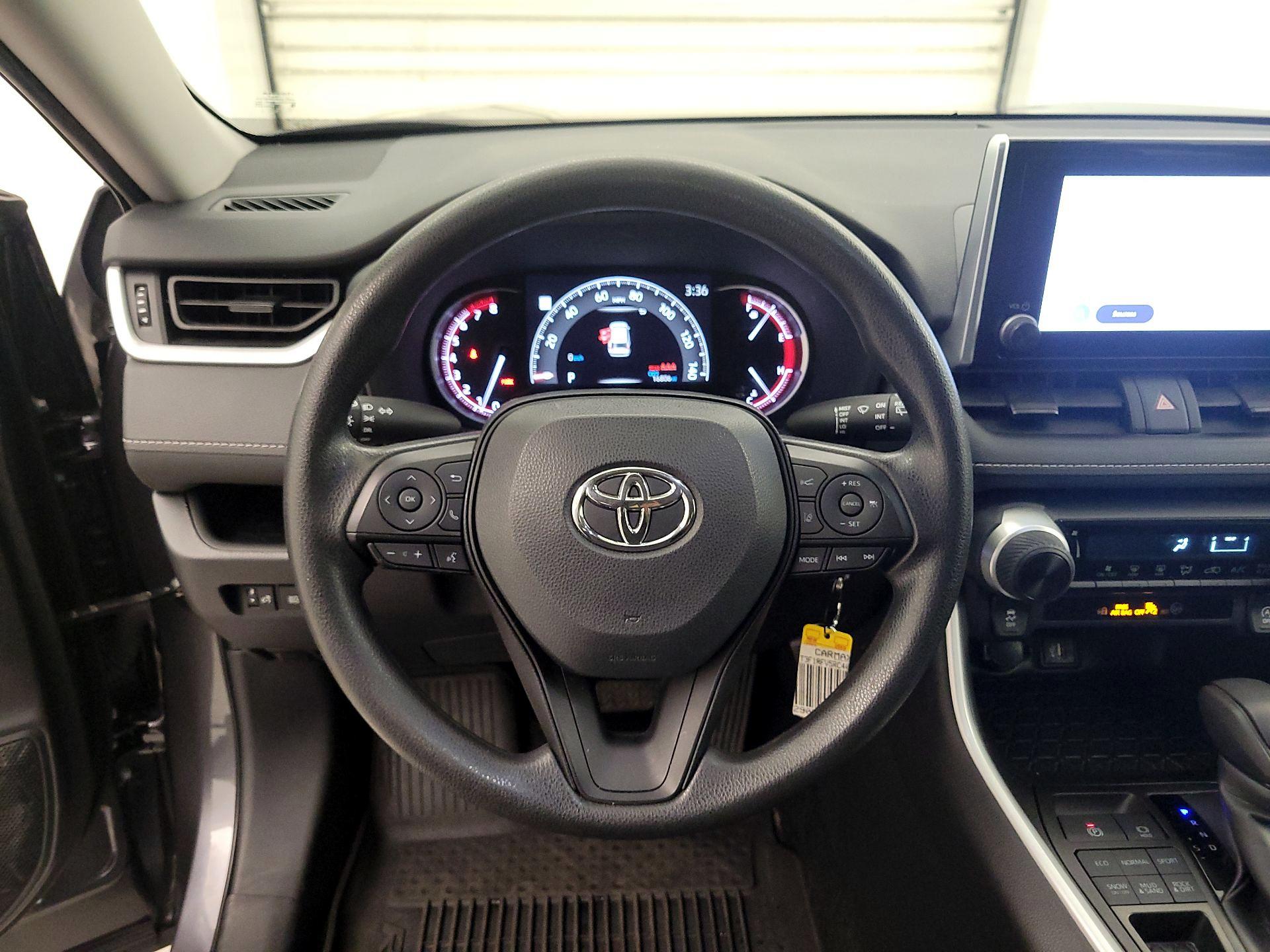 Thumbnail: 2024 Toyota RAV4 - 10