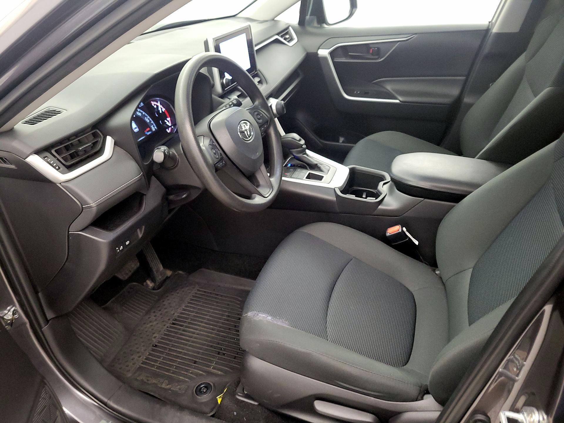 Thumbnail: 2024 Toyota RAV4 - 11