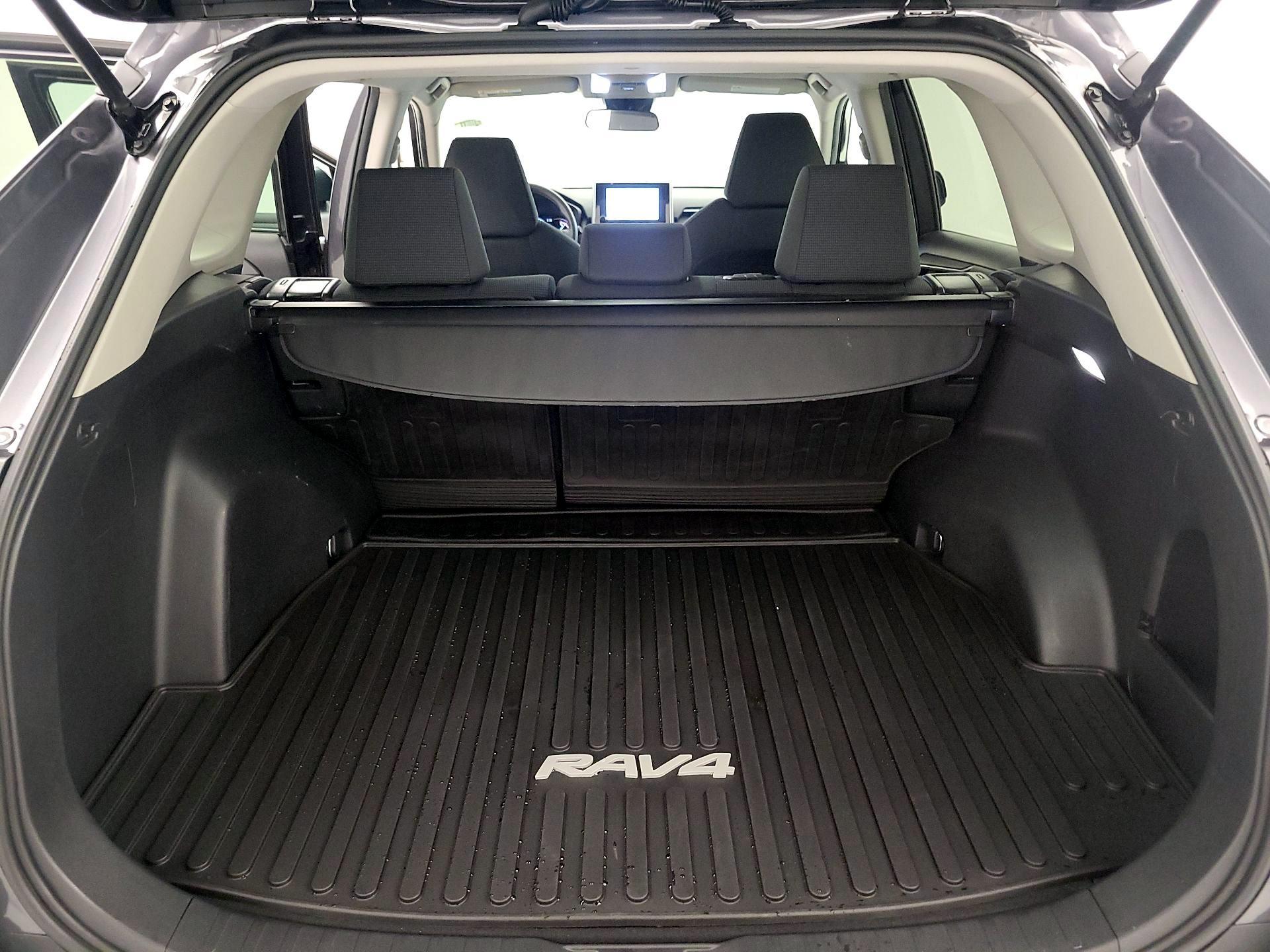 Thumbnail: 2024 Toyota RAV4 - 20