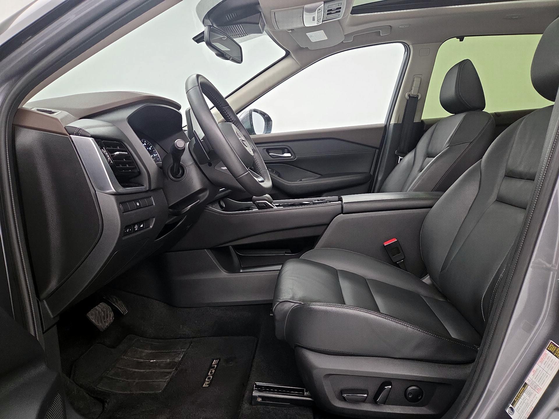 Thumbnail: 2023 Nissan Rogue - 11