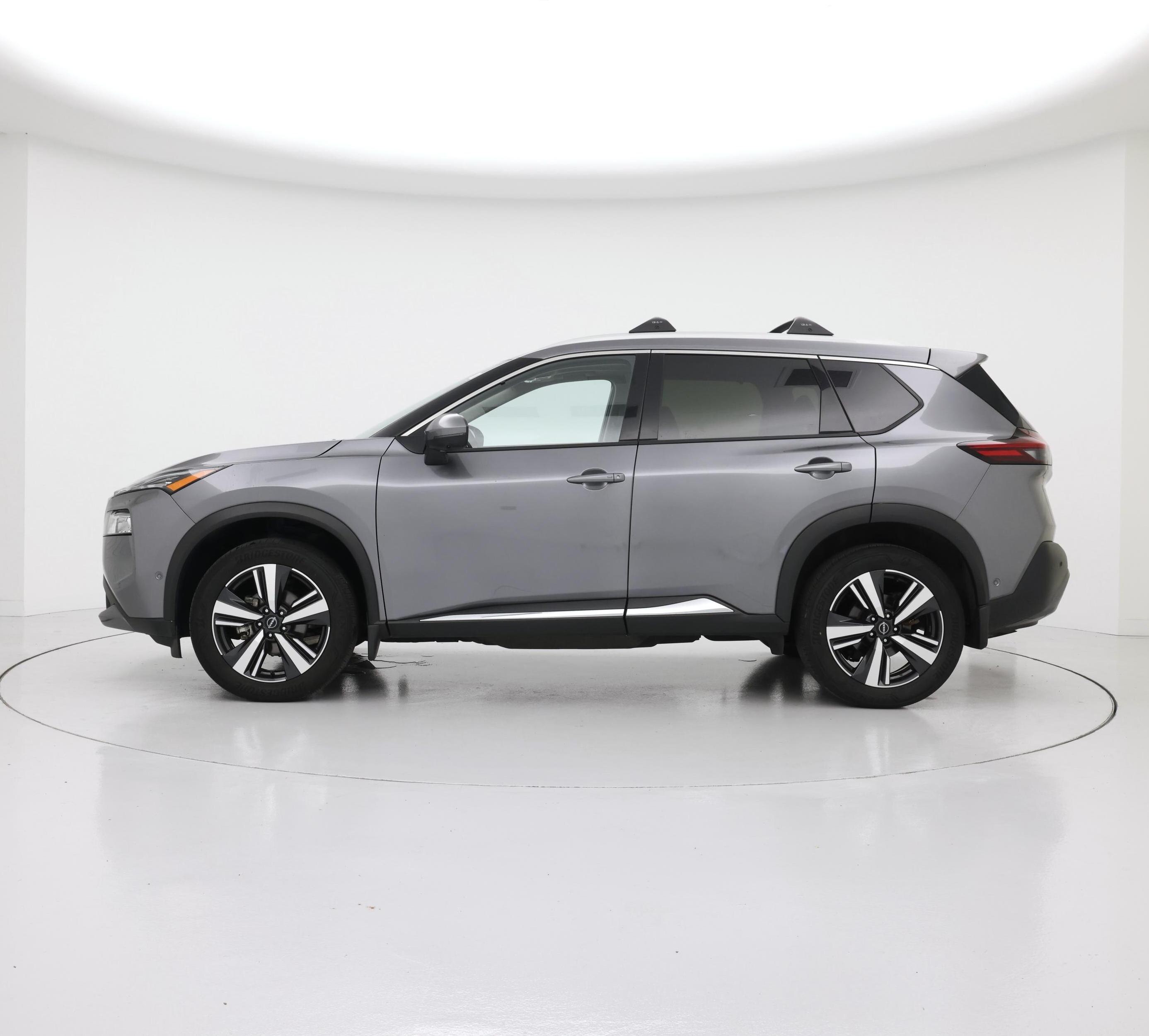 Thumbnail: 2023 Nissan Rogue - 3