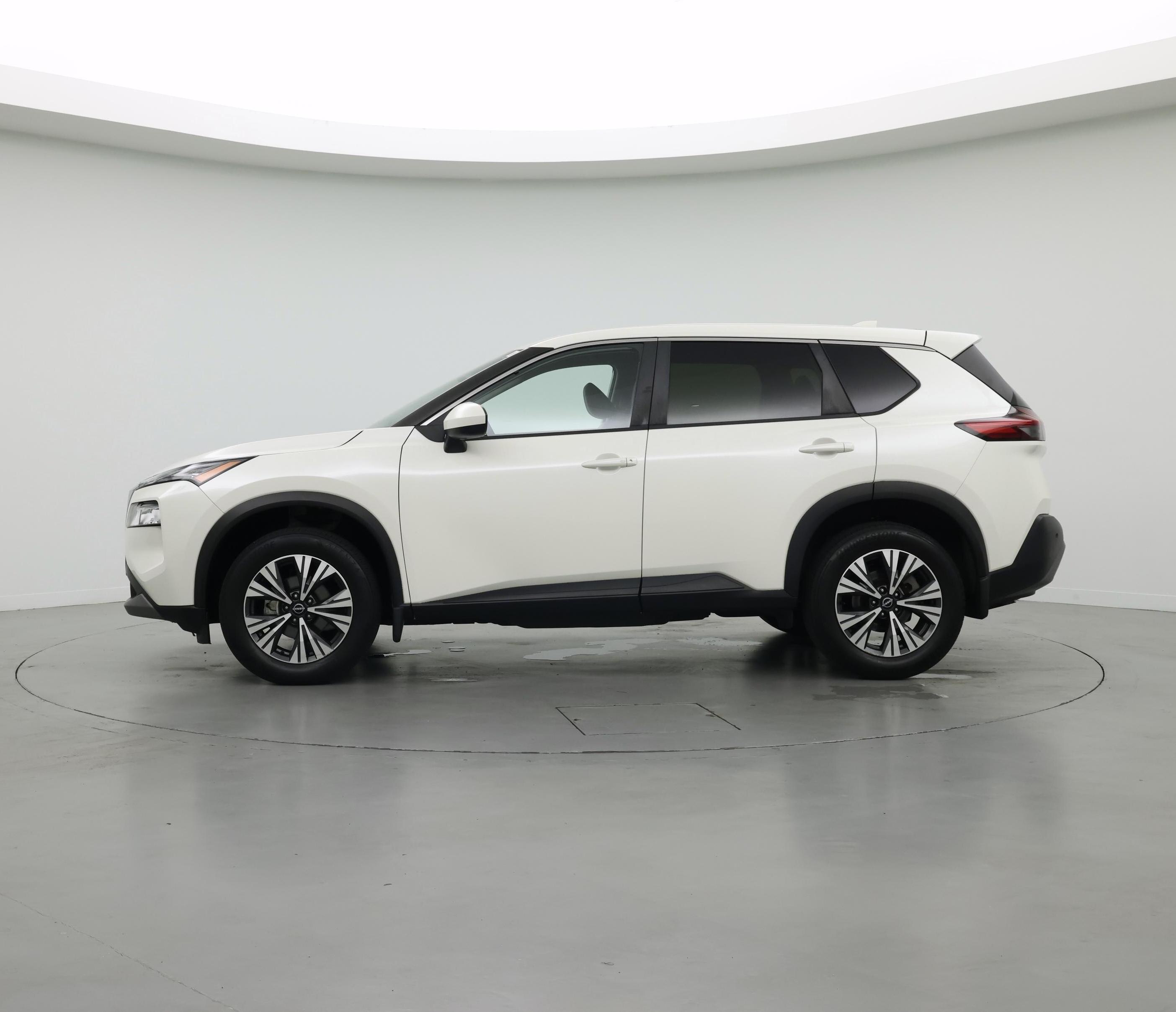 Thumbnail: 2023 Nissan Rogue - 3