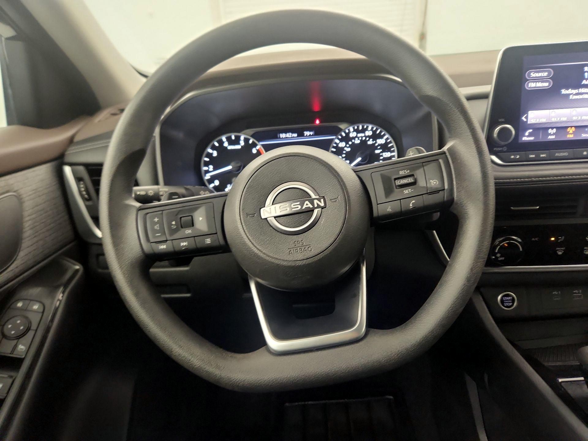 Thumbnail: 2023 Nissan Rogue - 10
