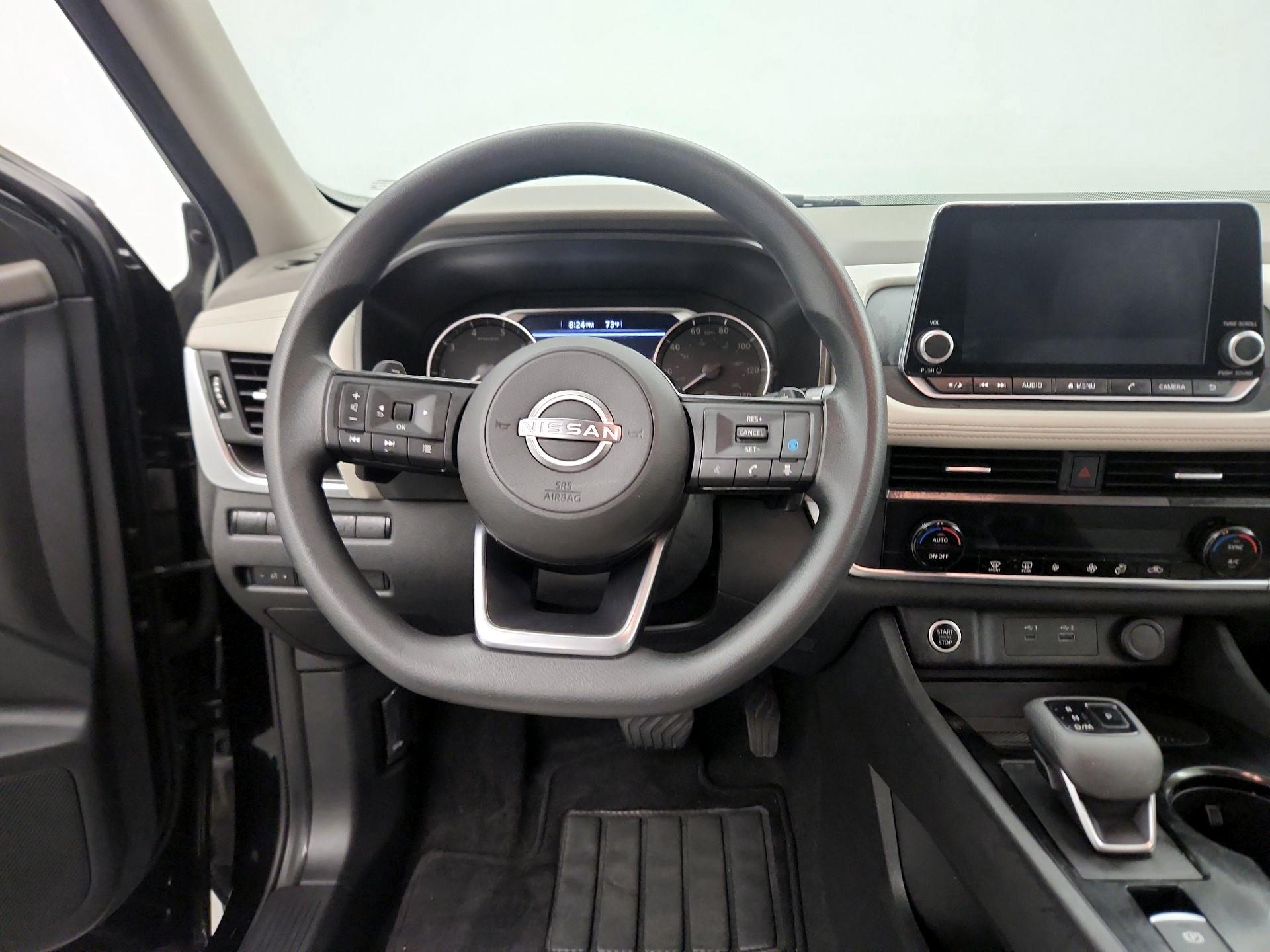 Thumbnail: 2023 Nissan Rogue - 10
