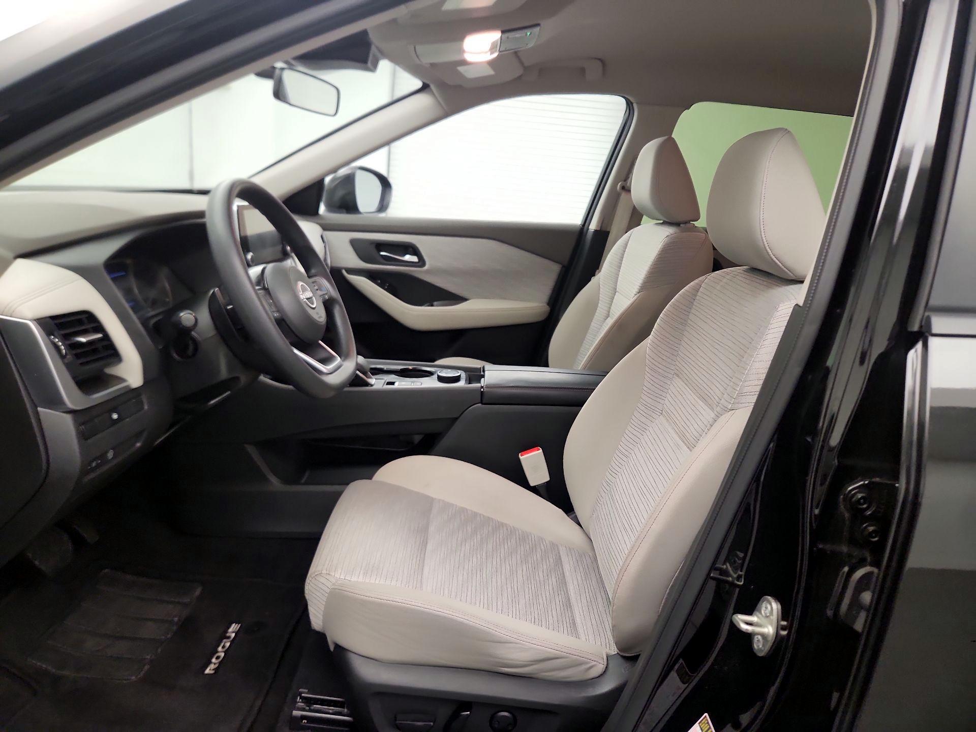Thumbnail: 2023 Nissan Rogue - 11