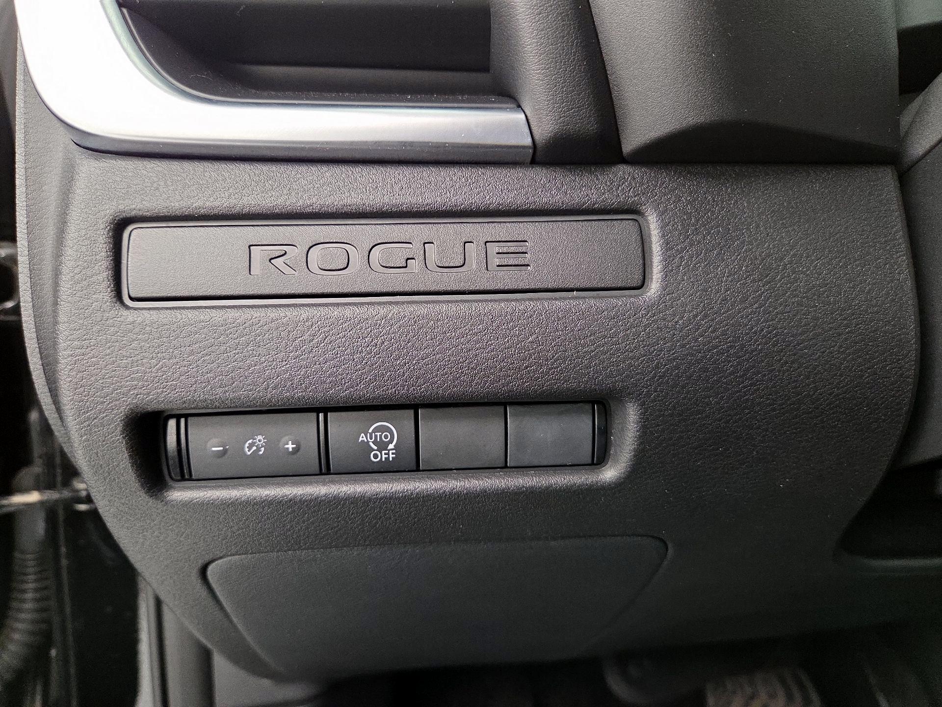 Thumbnail: 2023 Nissan Rogue - 13