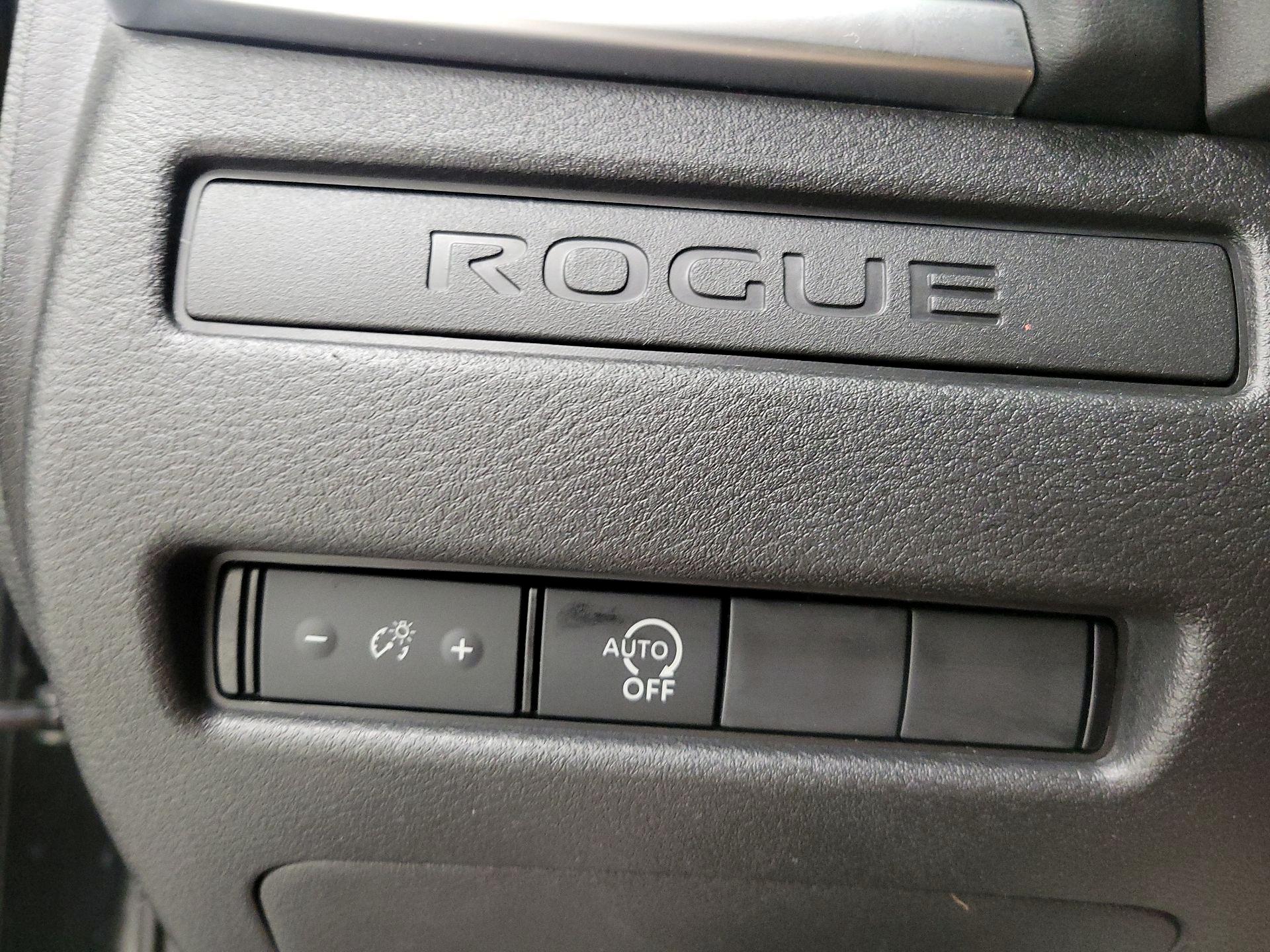 Thumbnail: 2023 Nissan Rogue - 13