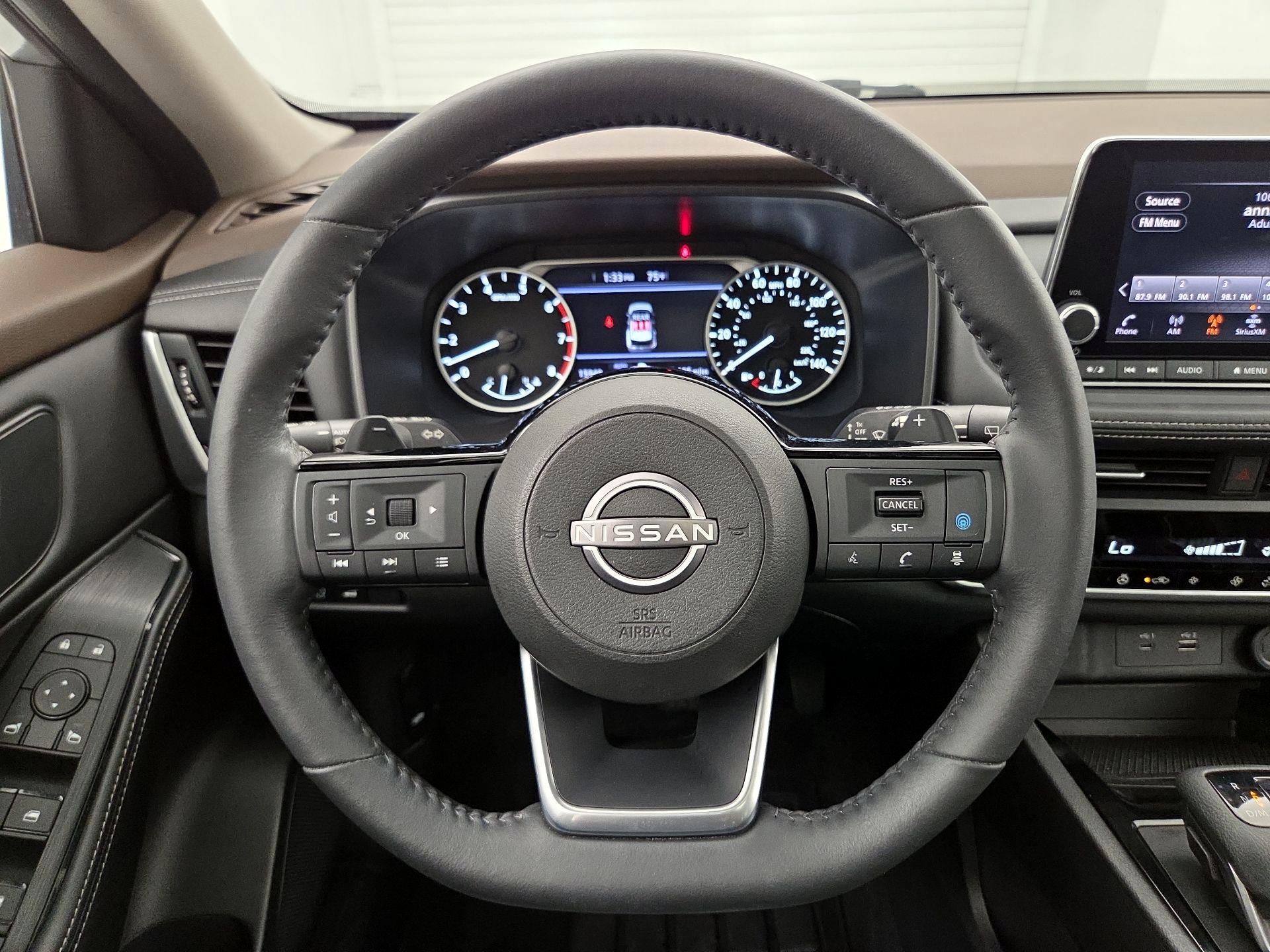Thumbnail: 2023 Nissan Rogue - 10