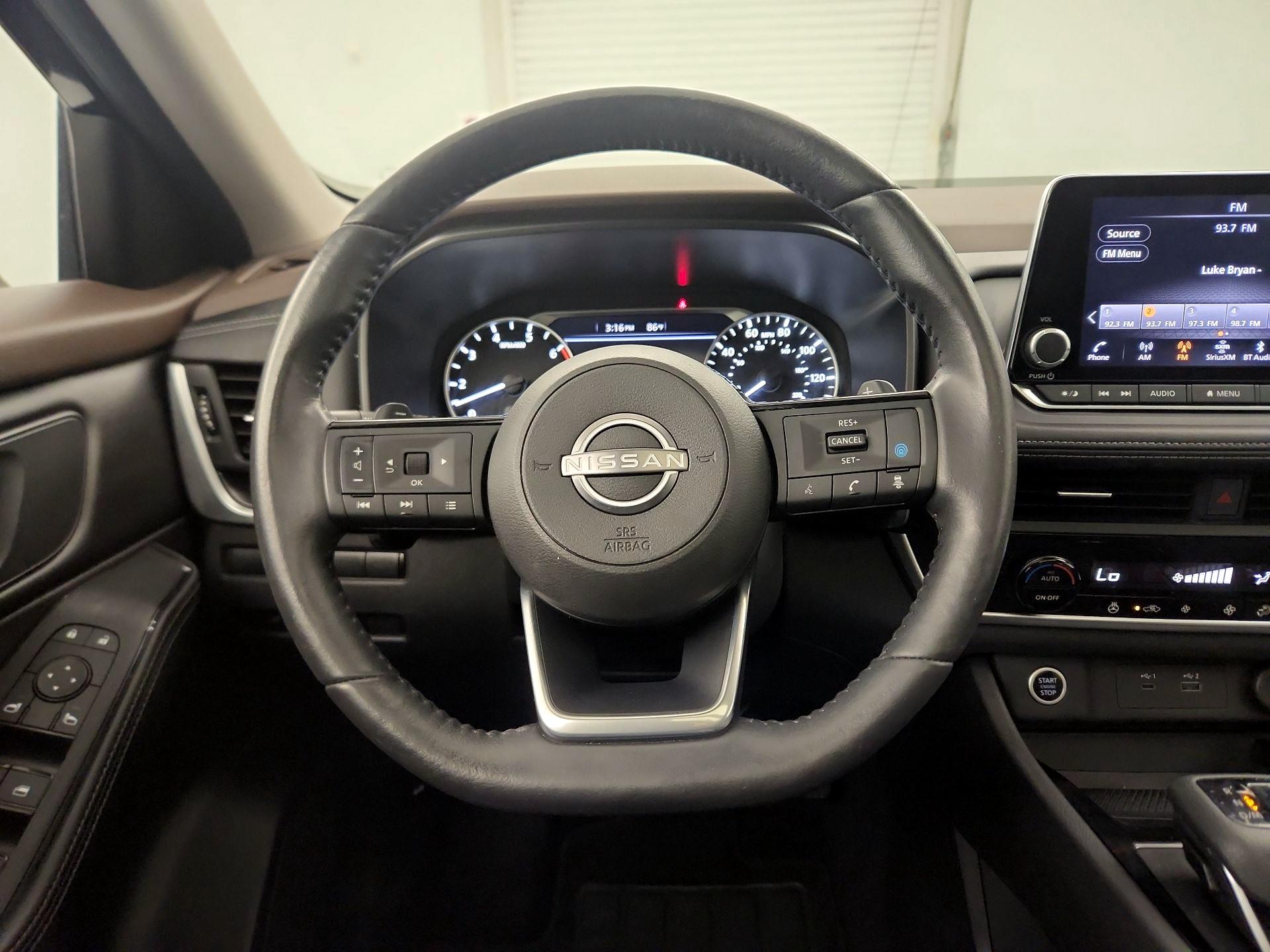 Thumbnail: 2023 Nissan Rogue - 10