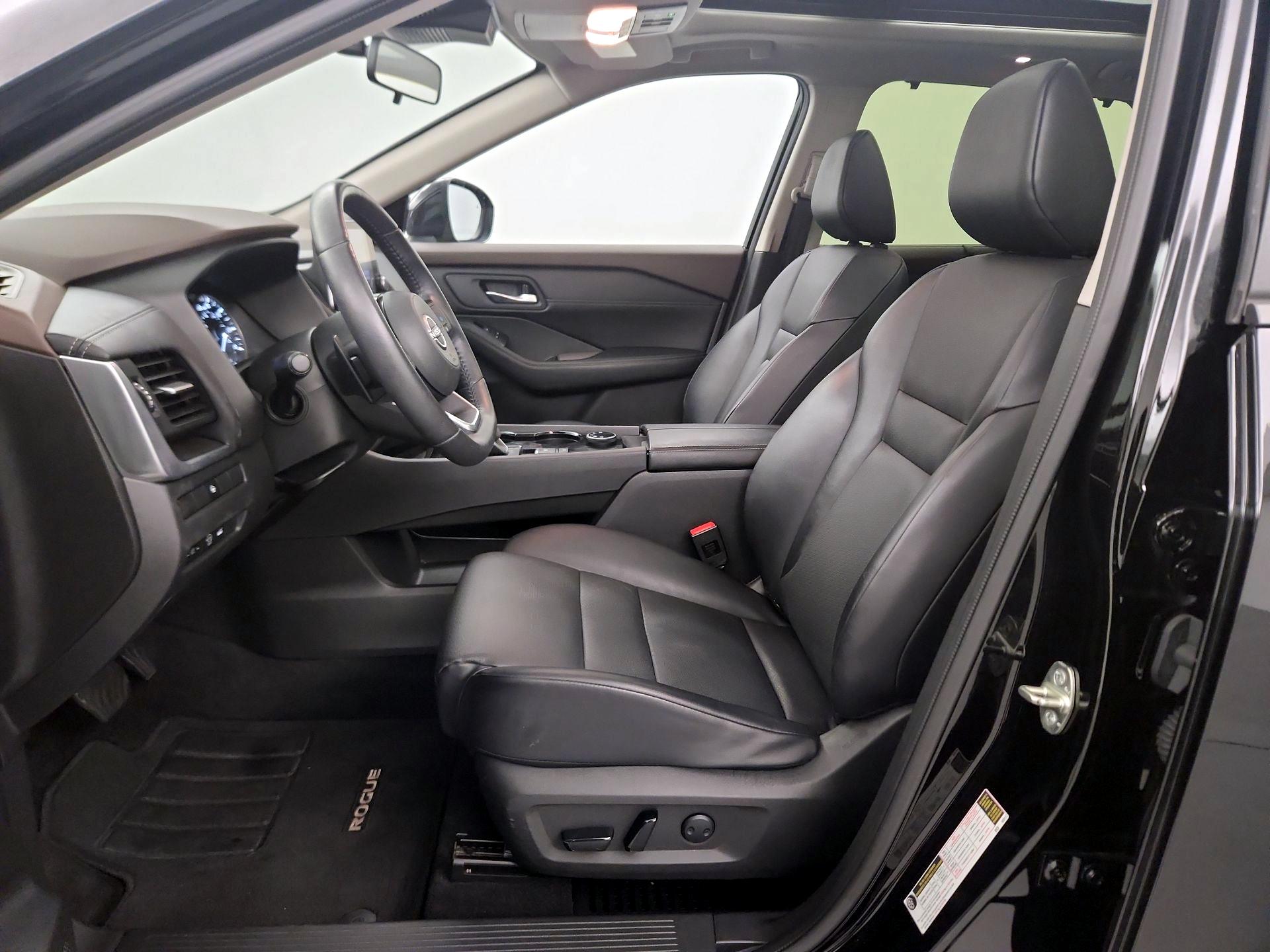 Thumbnail: 2023 Nissan Rogue - 11