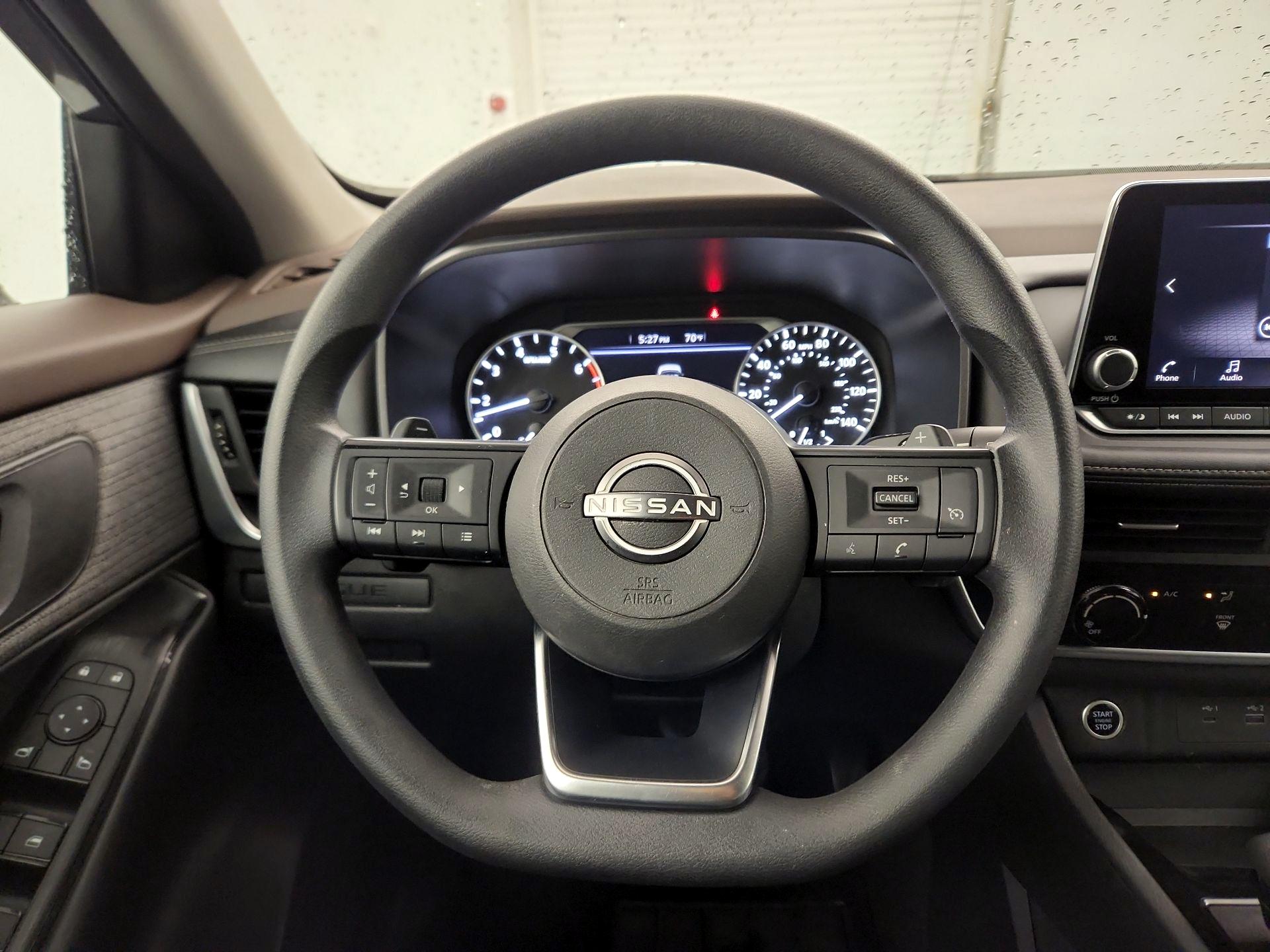 Thumbnail: 2023 Nissan Rogue - 10