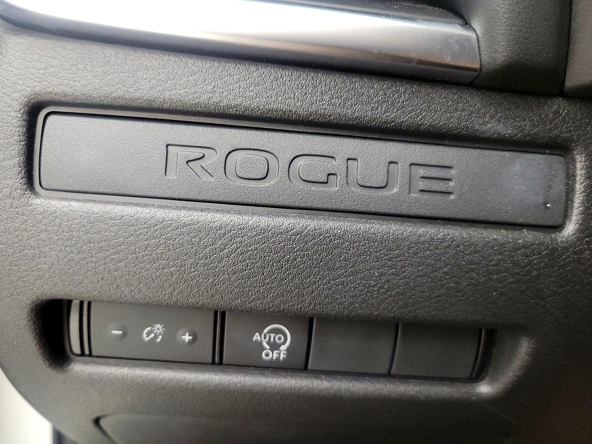 Thumbnail: 2023 Nissan Rogue - 13
