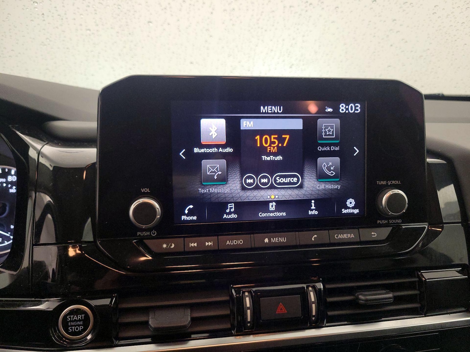 2024 Nissan Pathfinder SV - Photo 14