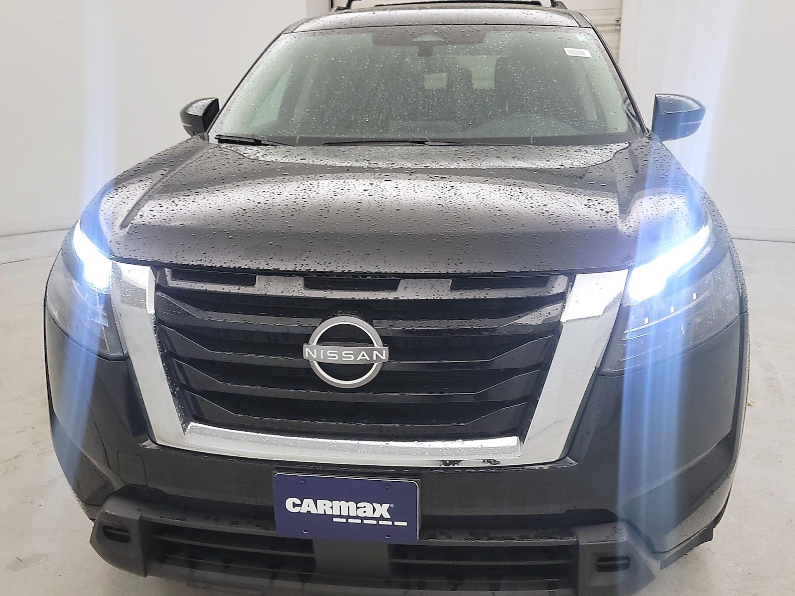 2024 Nissan Pathfinder SV - Photo 2