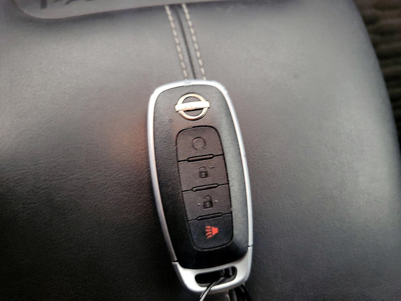 2024 Nissan Pathfinder SV - Photo 21