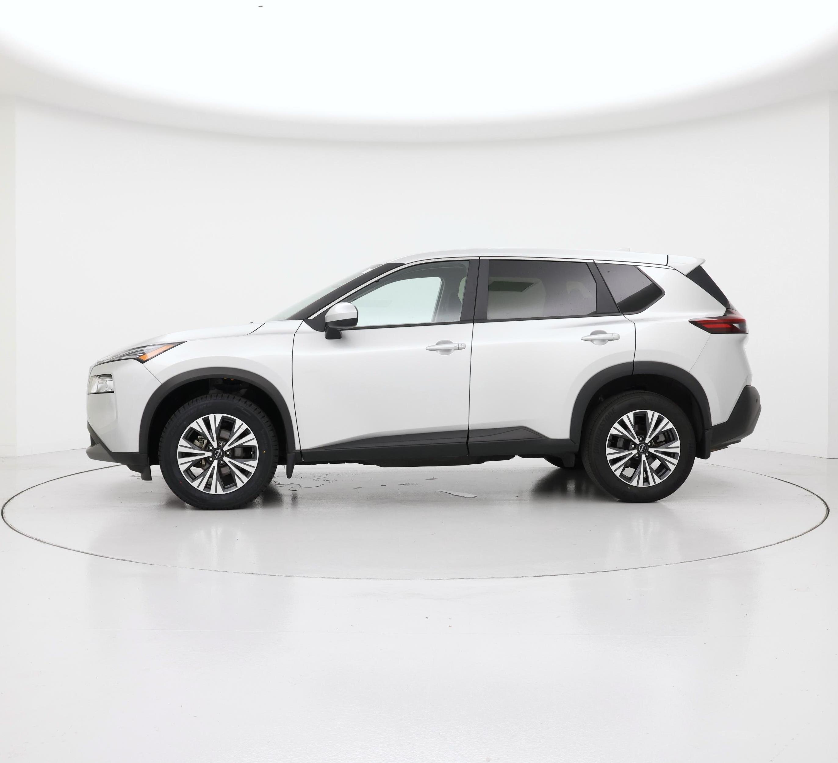 Thumbnail: 2023 Nissan Rogue - 3