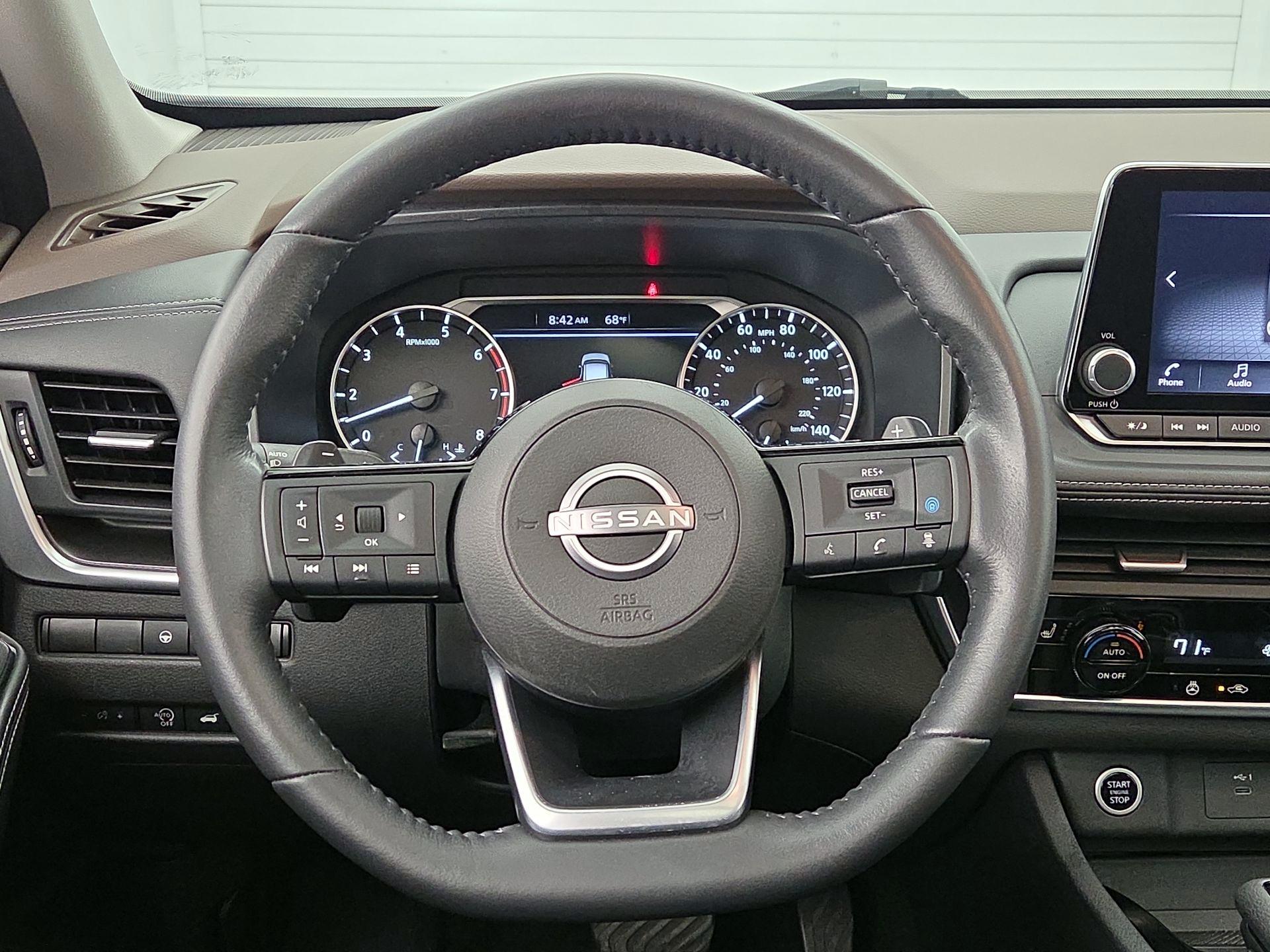 Thumbnail: 2023 Nissan Rogue - 10