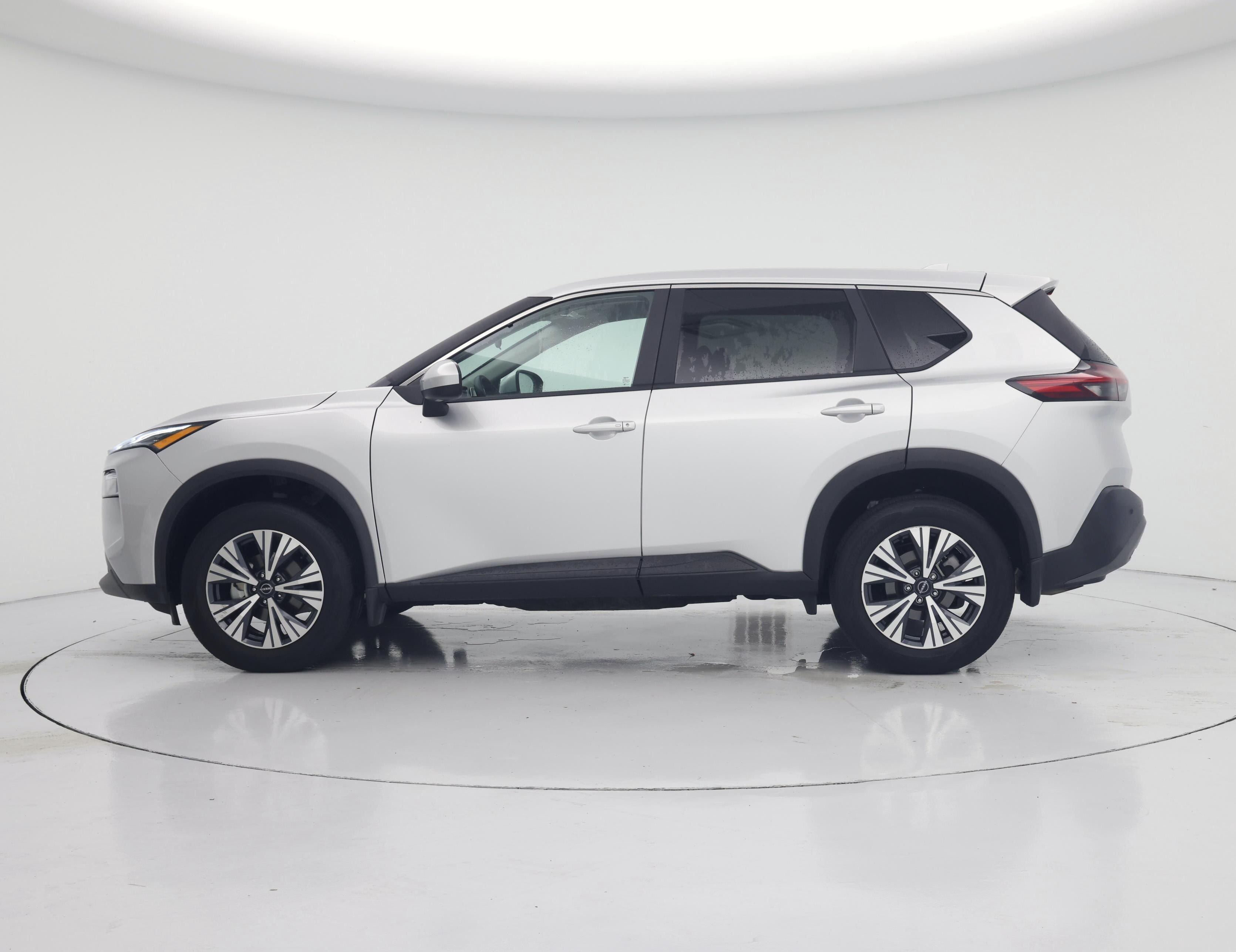 Thumbnail: 2023 Nissan Rogue - 3