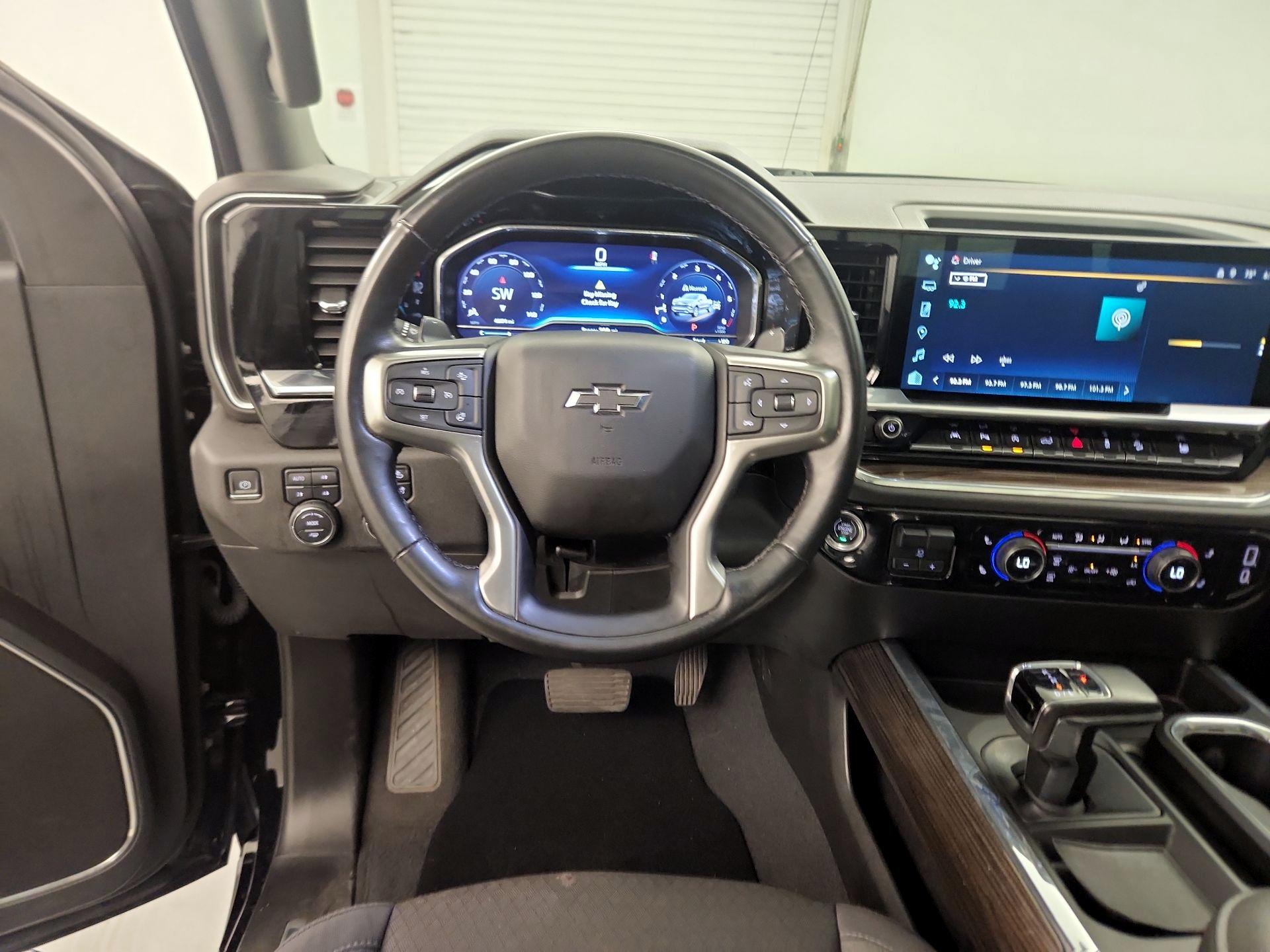 Thumbnail: 2023 Chevrolet Silverado 1500 - 10